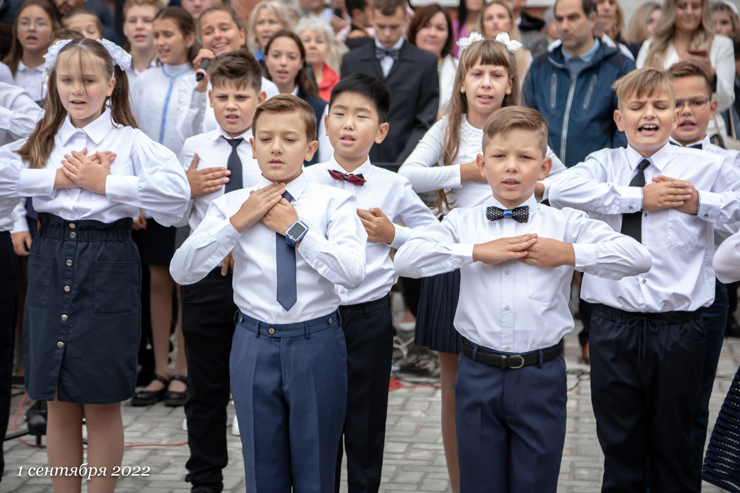 Репортаж в школе на 1 сентября. GagarinProArt