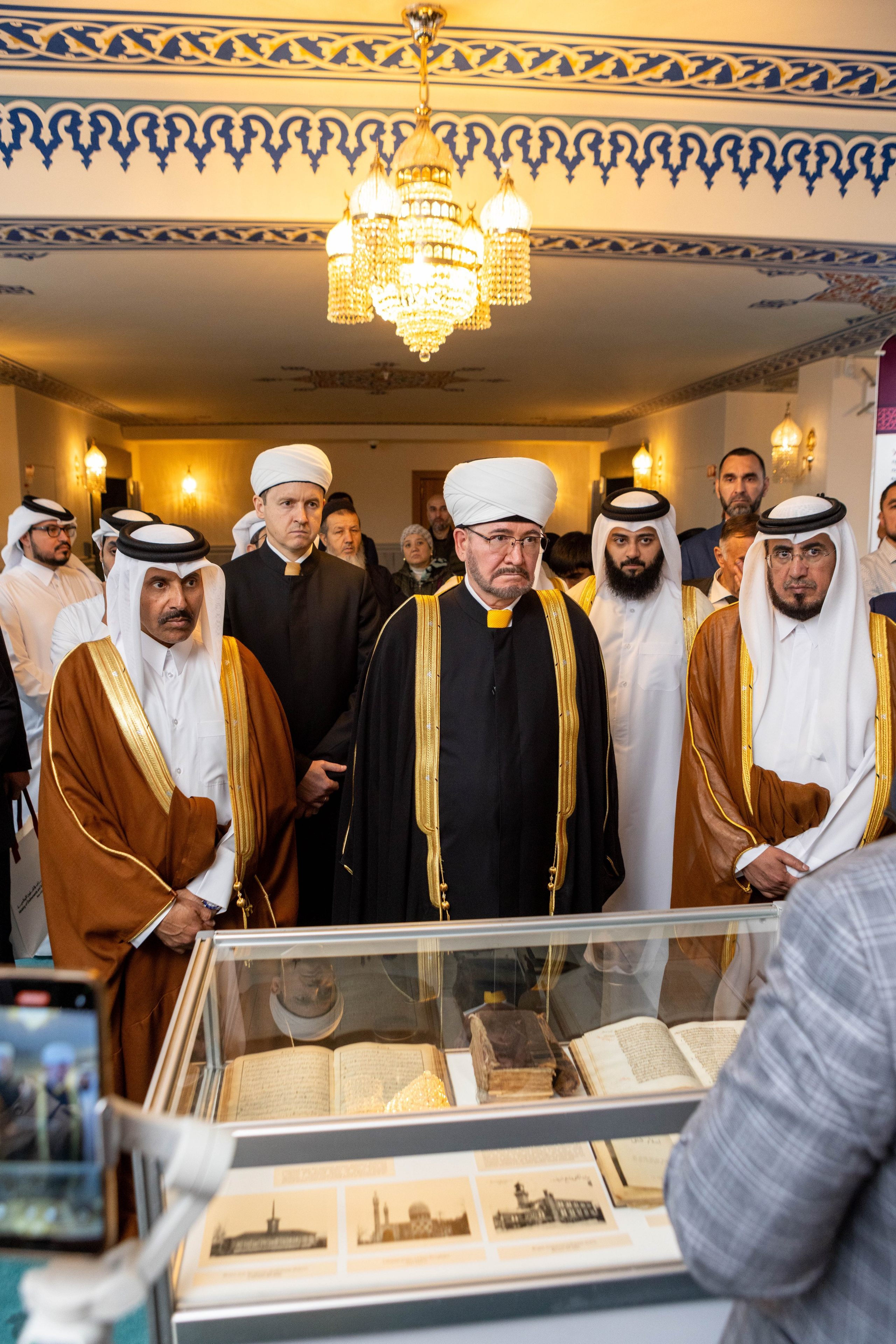 Открытие выставки Мир Корана. Рекламный, предметный, репортажный, семейный фотограф и художник в Москве