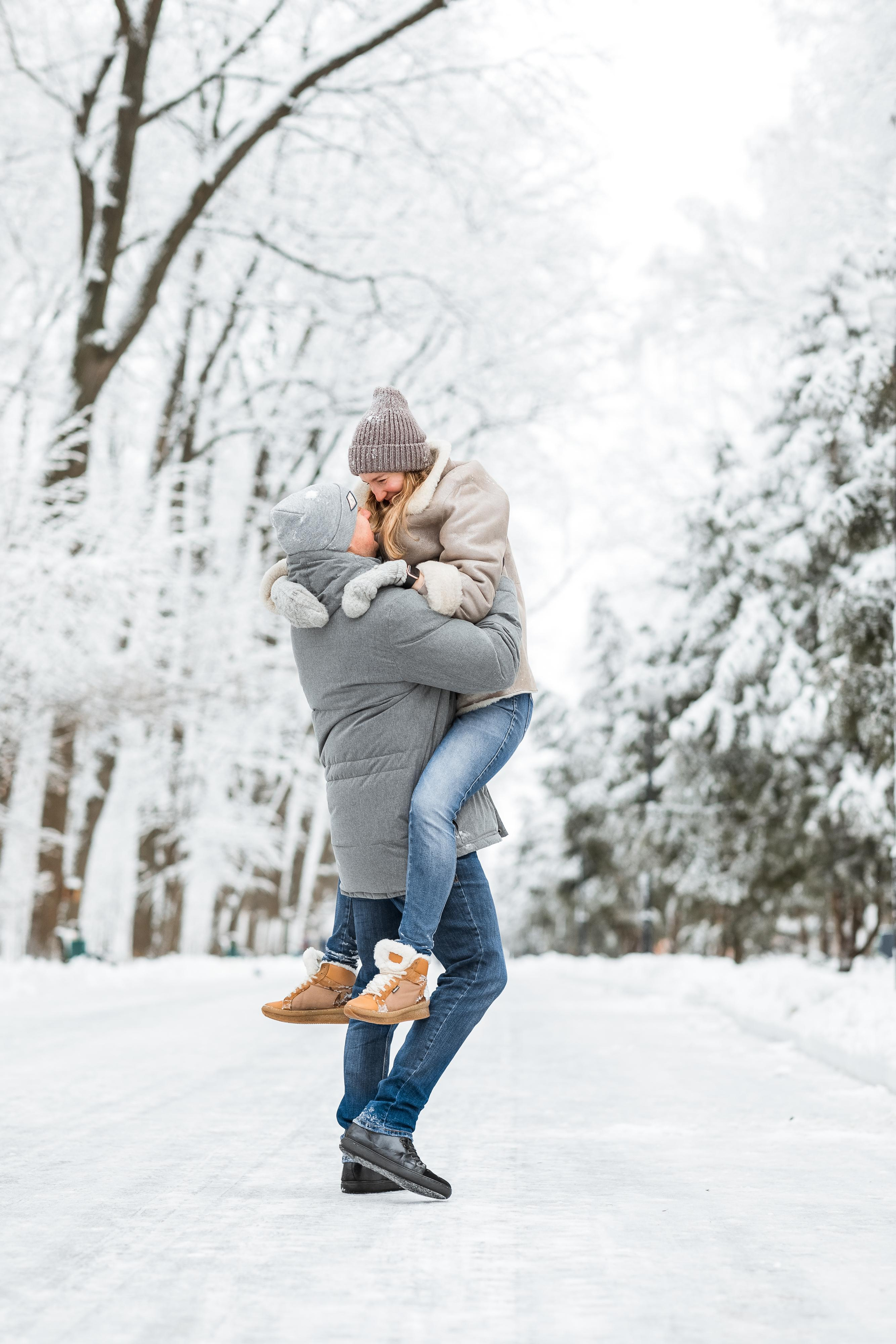 Снежная фотопрогулка для Людмилы, Александра и Ангелины. Женский семейный фотограф Тула Москва Захарова Анна