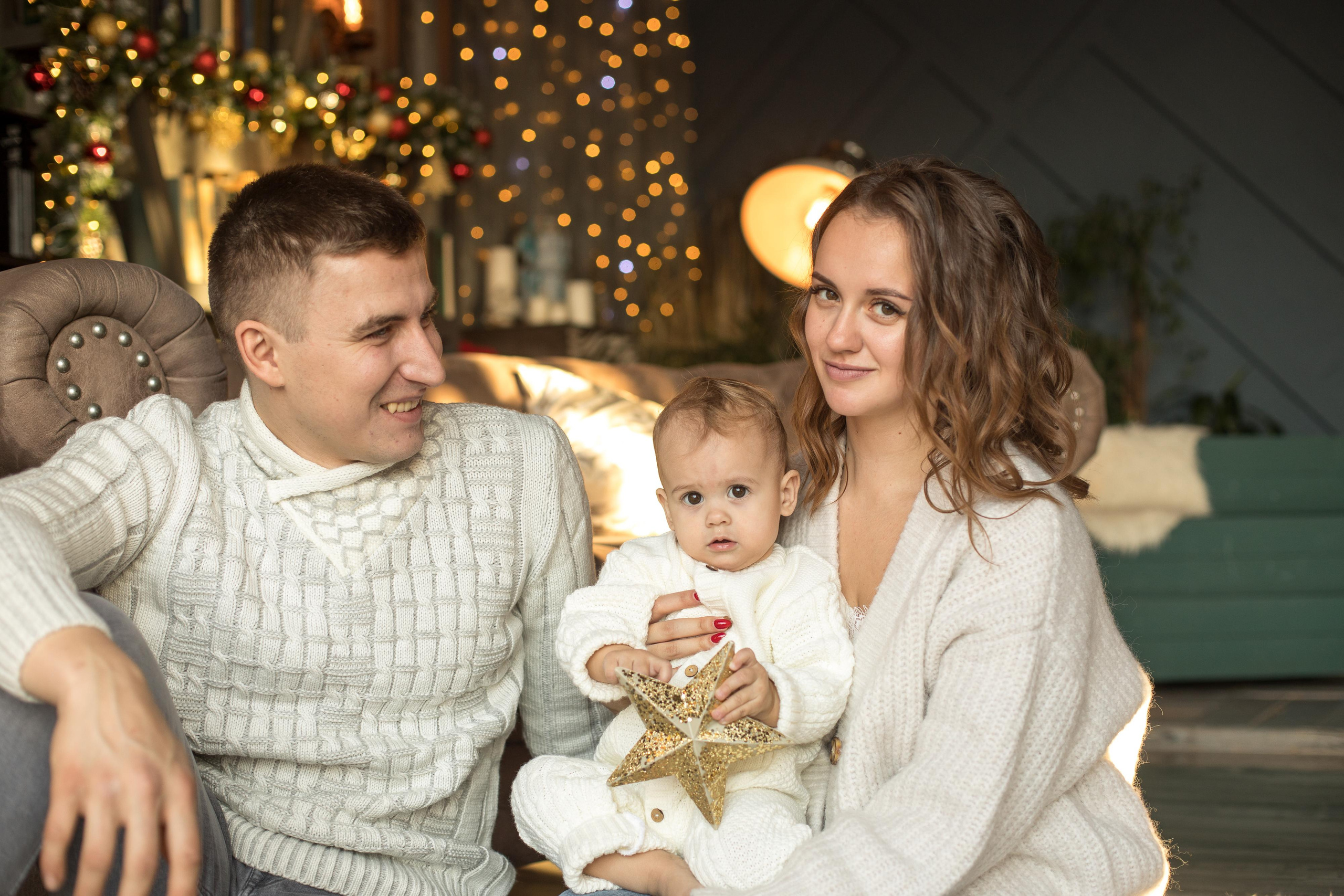 Новогодняя фотосессия для Леры, Руслана и Катюши. Женский семейный фотограф Тула Москва Захарова Анна