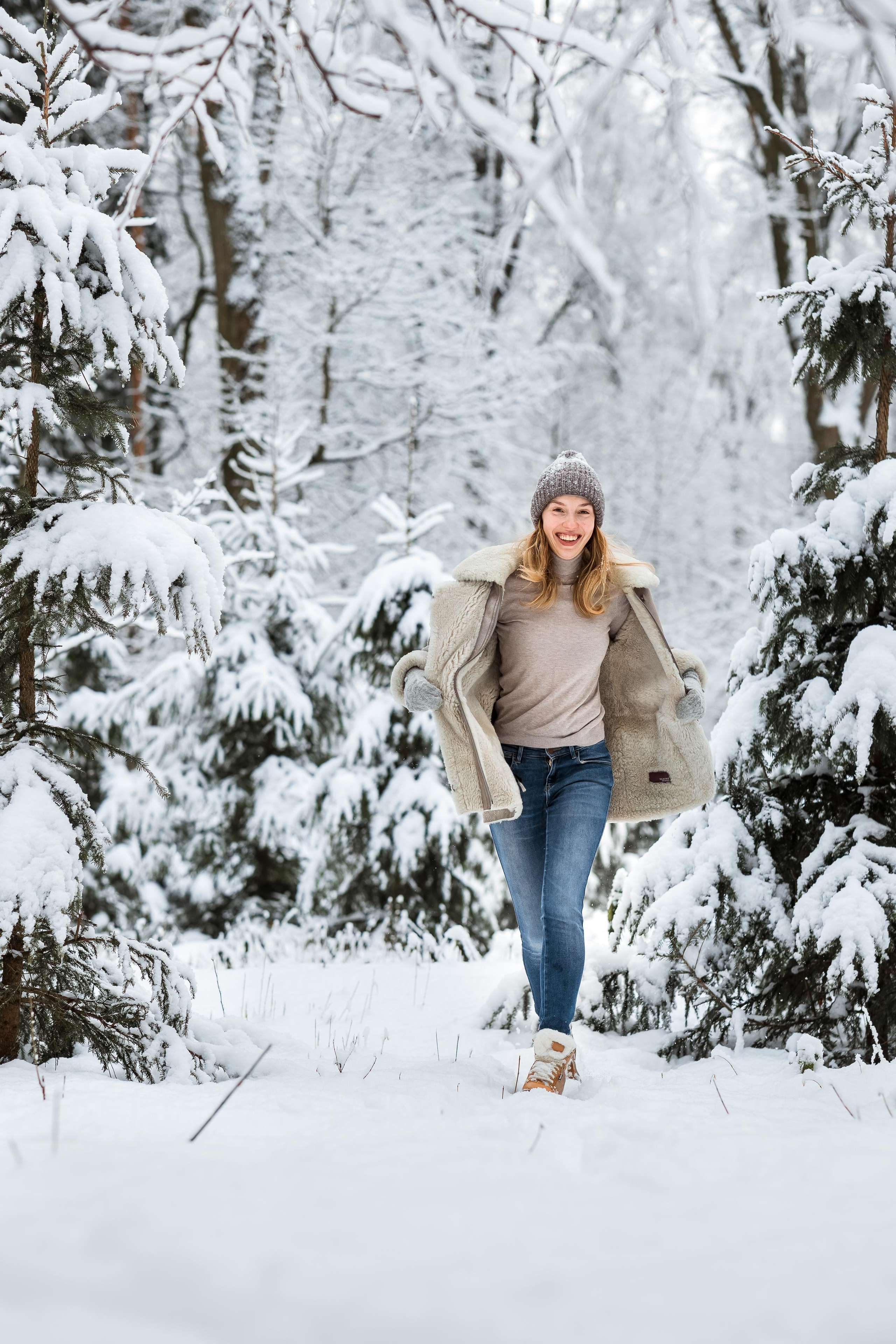 Снежная фотопрогулка для Людмилы, Александра и Ангелины. Женский семейный фотограф Тула Москва Захарова Анна