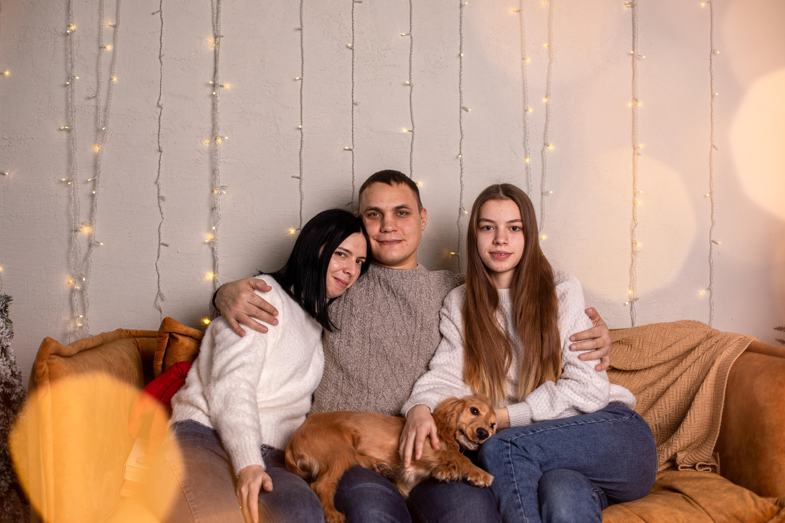 Семейная новогодняя съемка для Ирины и Влада. Женский семейный фотограф Тула Москва Захарова Анна