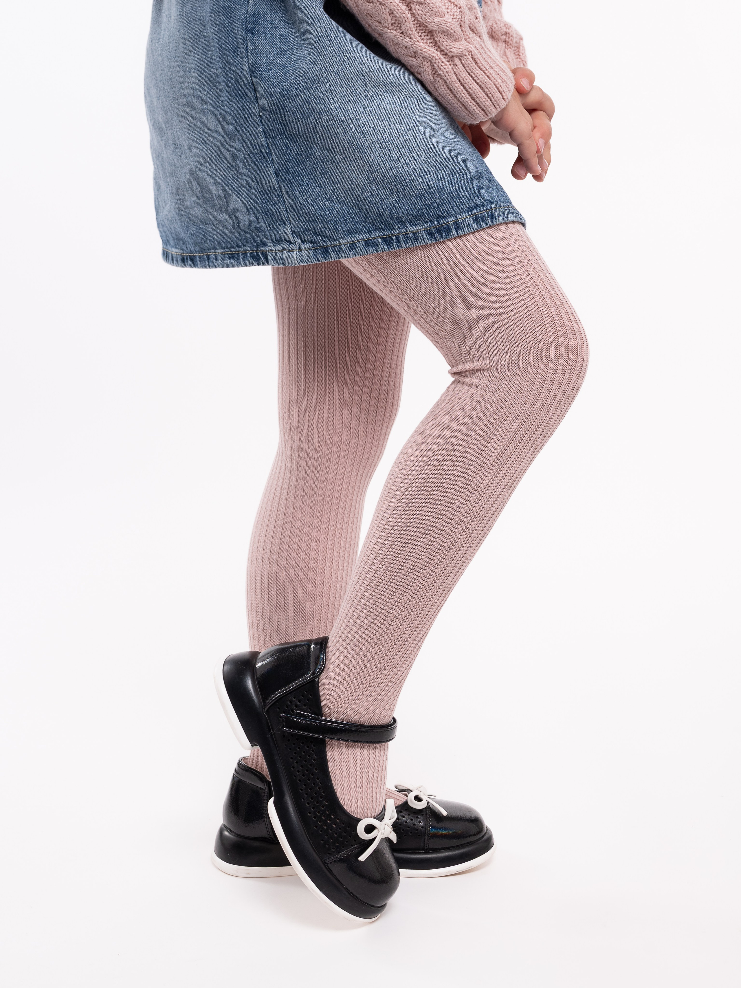 Колготки детские модели + предметка серия 2. Предметный фотограф, фото для маркетплейсов Пятигорск, КМВ