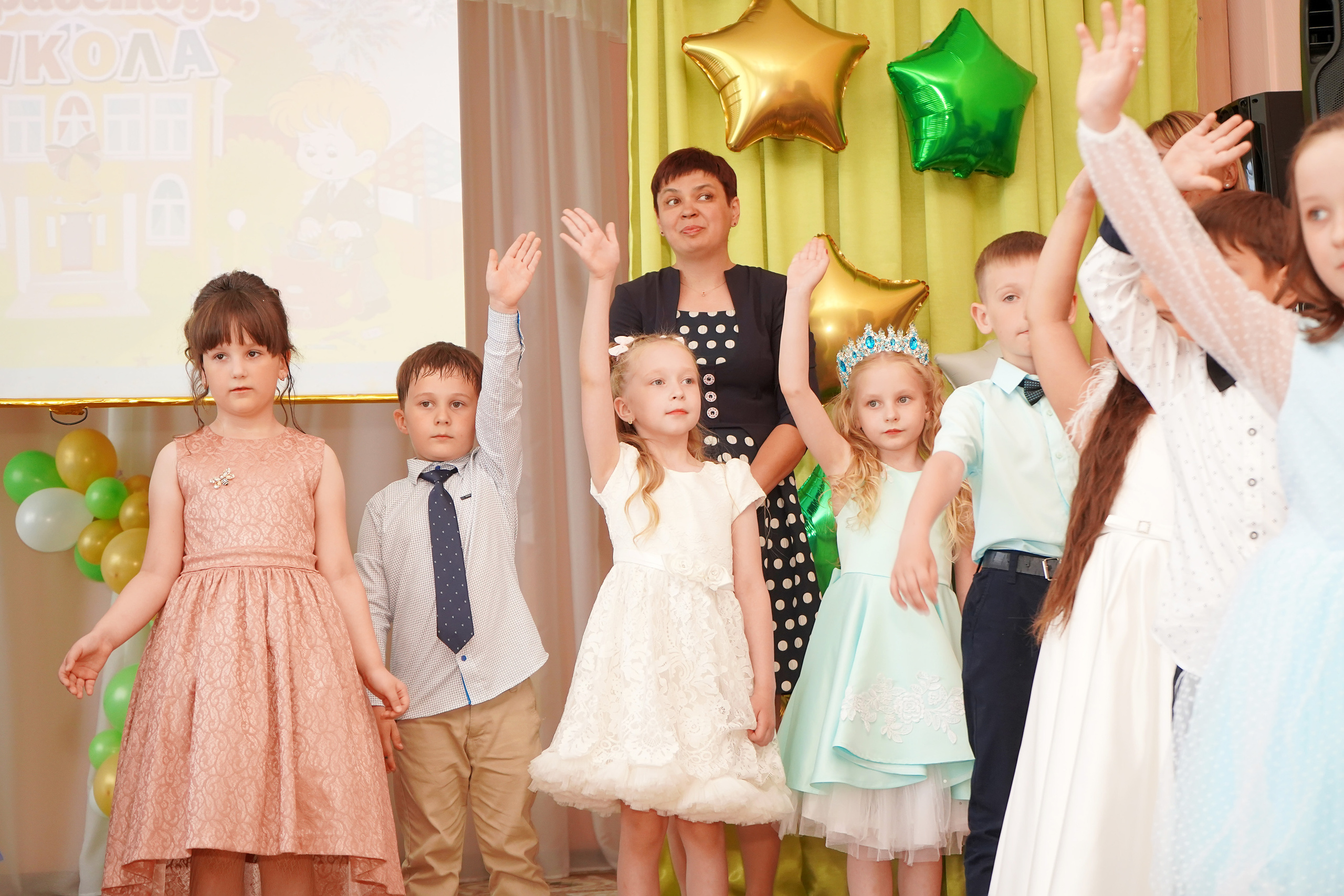 Фотосъемка видеосъёмка фотограф видеооператор новогодних утренников  в. Фотограф, видеооператор Нина Коршунова