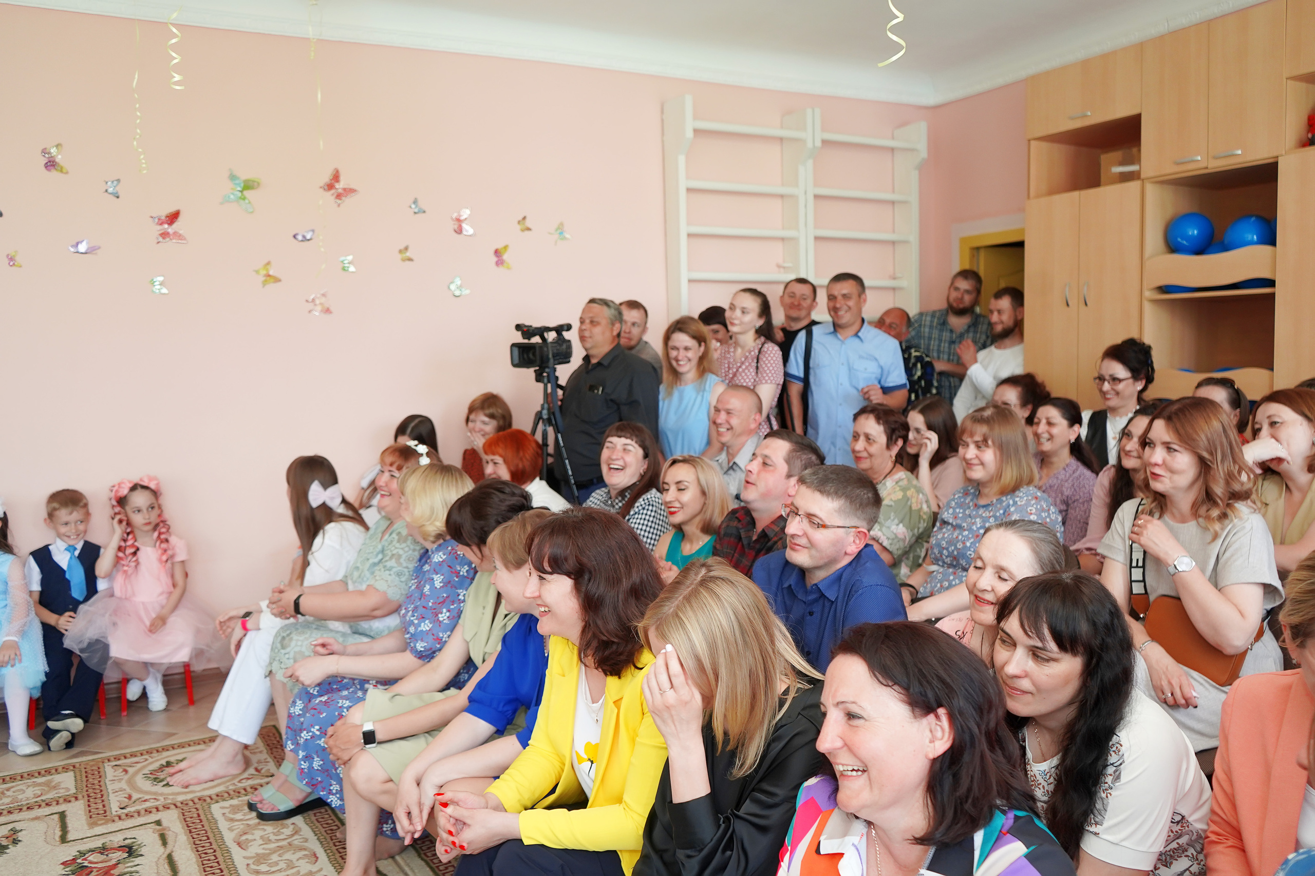 Фотосъемка видеосъёмка фотограф видеооператор новогодних утренников  в. Фотограф, видеооператор Нина Коршунова