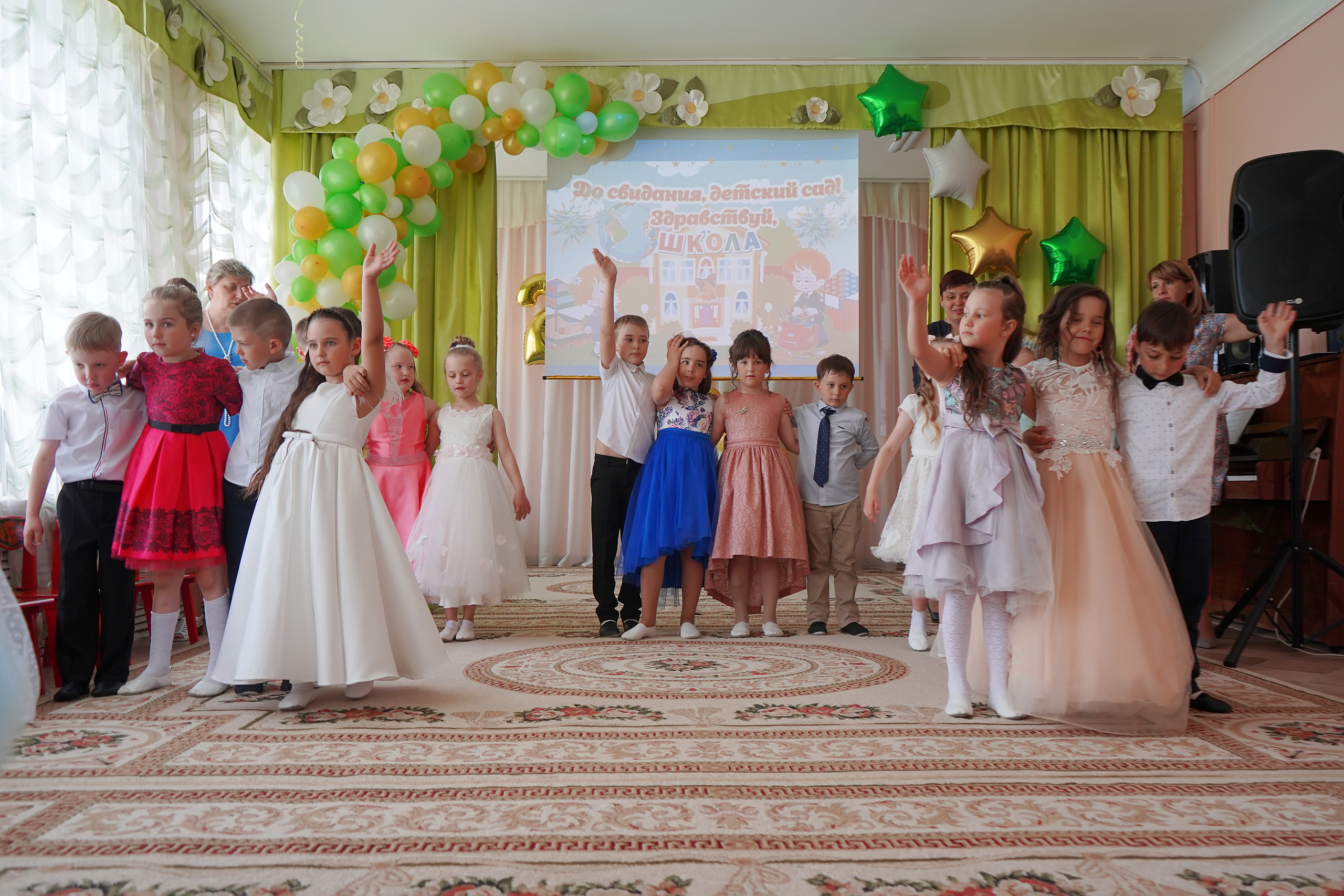 Фотосъемка видеосъёмка фотограф видеооператор новогодних утренников  в. Фотограф, видеооператор Нина Коршунова