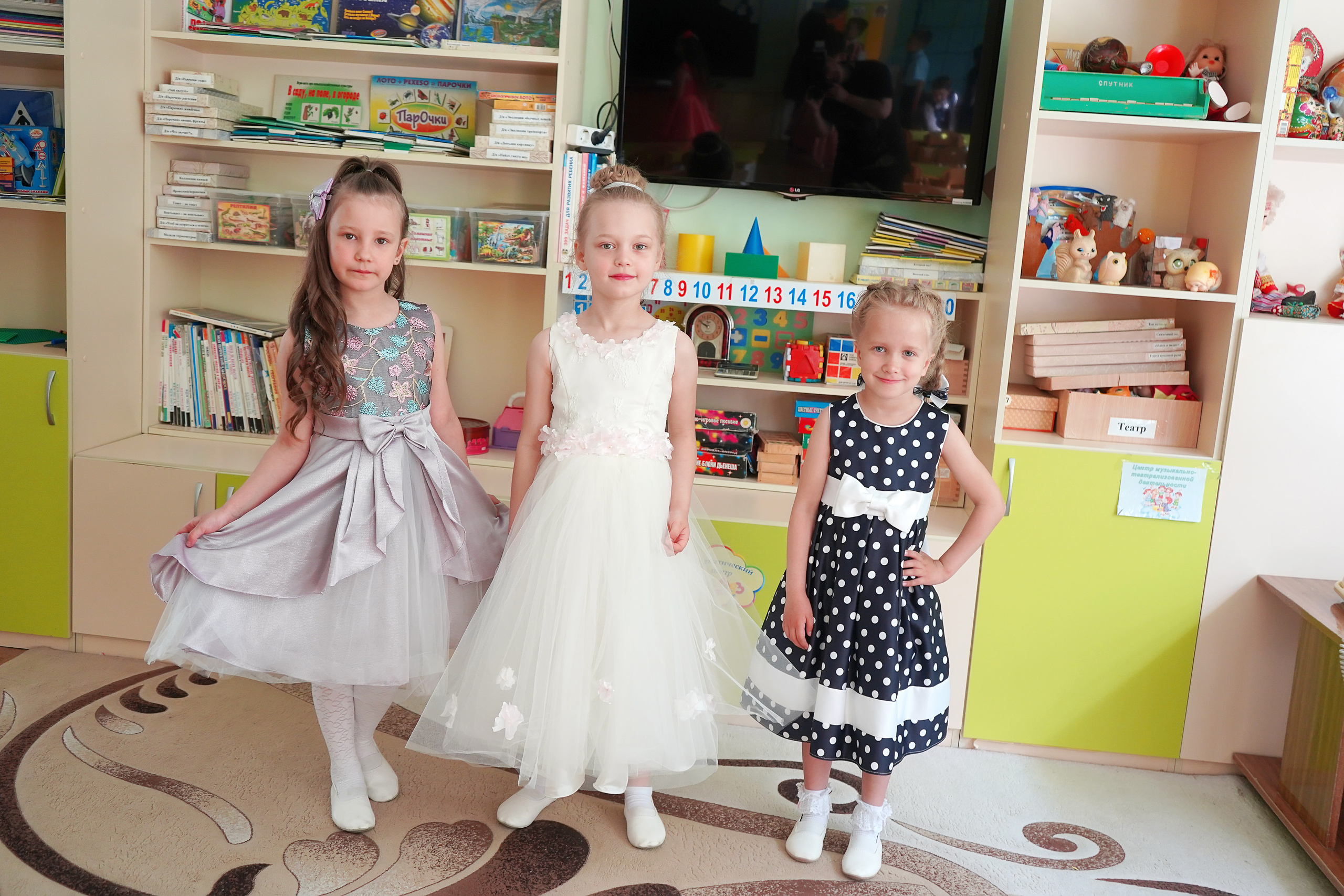 Фотосъемка видеосъёмка фотограф видеооператор новогодних утренников  в. Фотограф, видеооператор Нина Коршунова