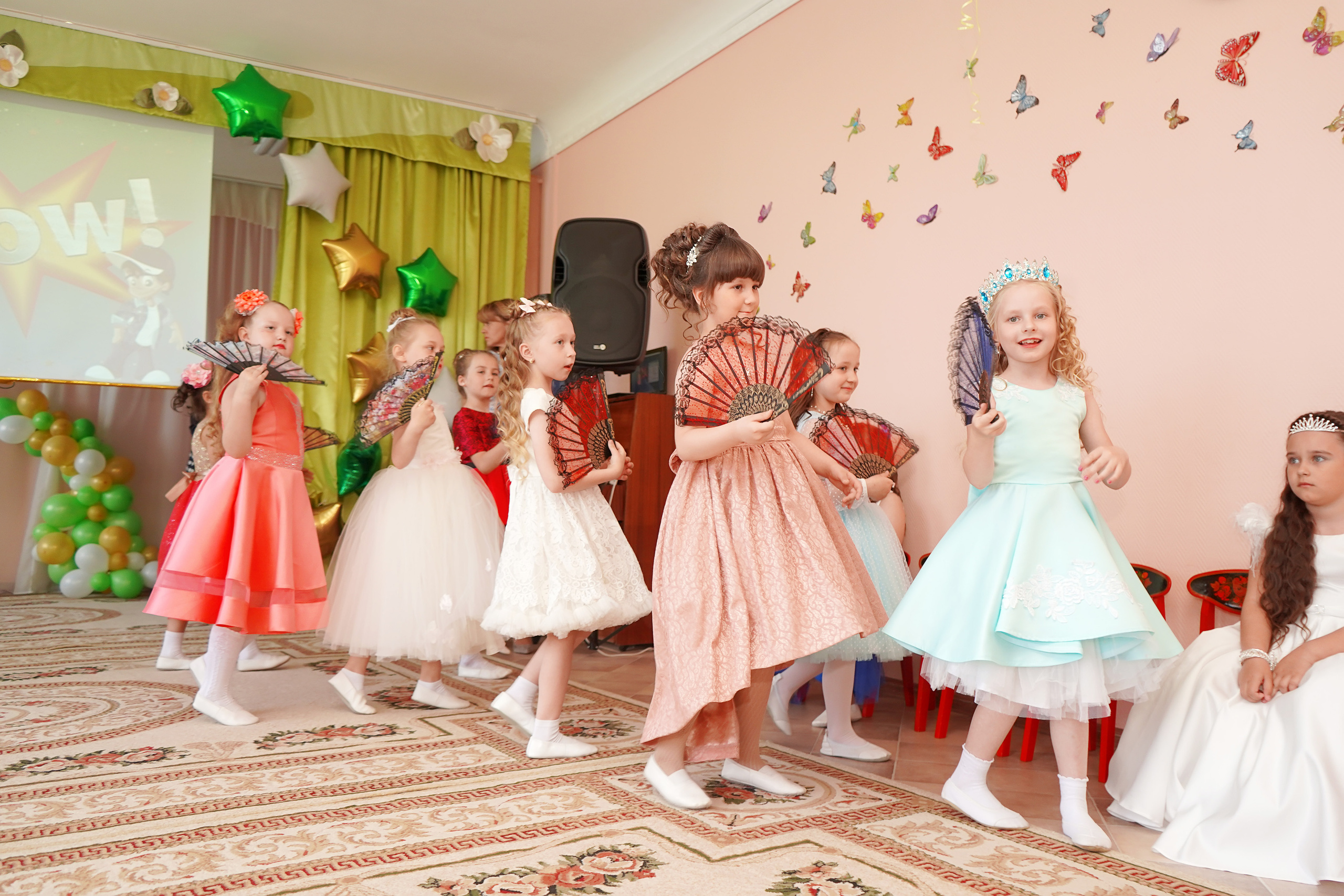 Фотосъемка видеосъёмка фотограф видеооператор новогодних утренников  в. Фотограф, видеооператор Нина Коршунова