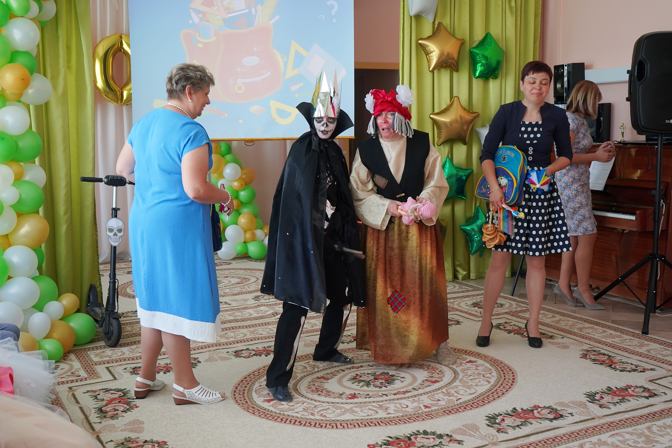 Фотосъемка видеосъёмка фотограф видеооператор новогодних утренников  в. Фотограф, видеооператор Нина Коршунова