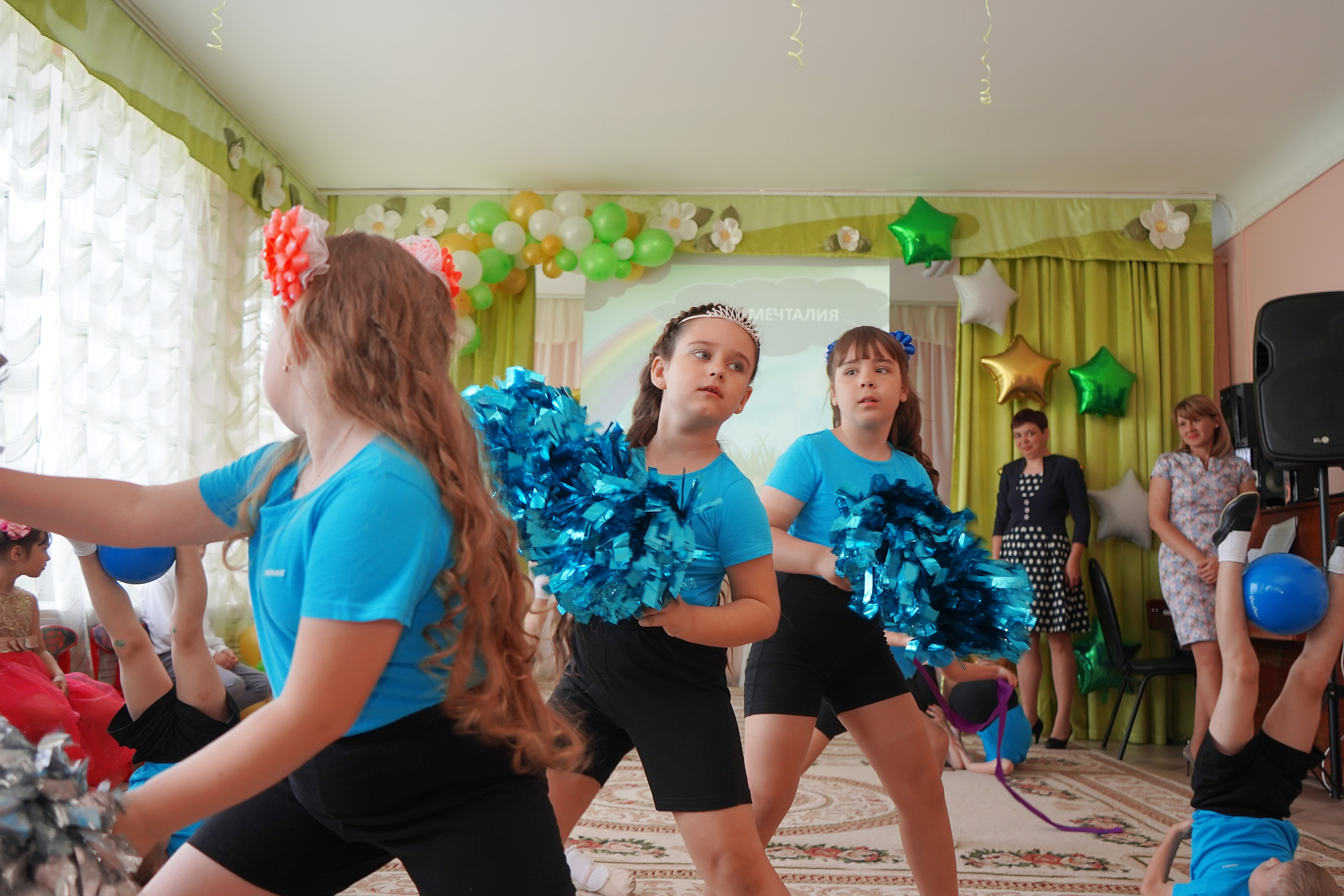 Фотосъемка видеосъёмка фотограф видеооператор новогодних утренников  в. Фотограф, видеооператор Нина Коршунова