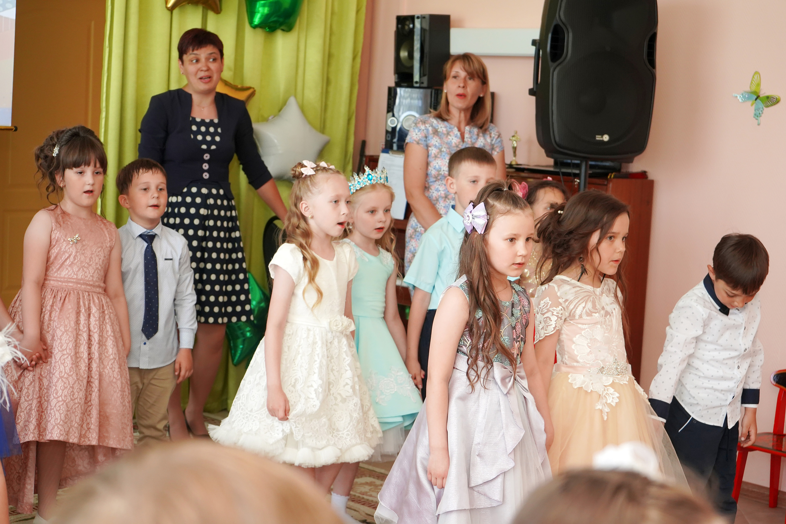 Фотосъемка видеосъёмка фотограф видеооператор новогодних утренников  в. Фотограф, видеооператор Нина Коршунова