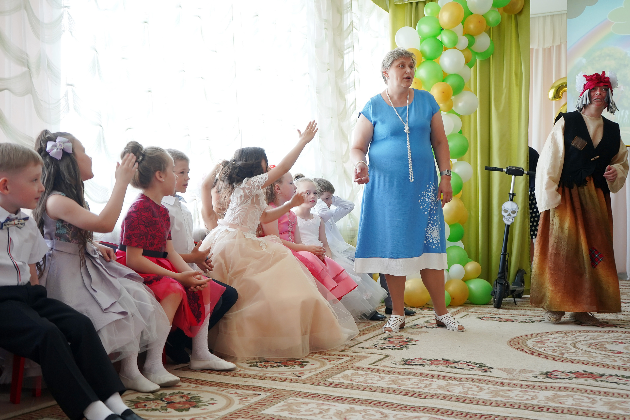 Фотосъемка видеосъёмка фотограф видеооператор новогодних утренников  в. Фотограф, видеооператор Нина Коршунова