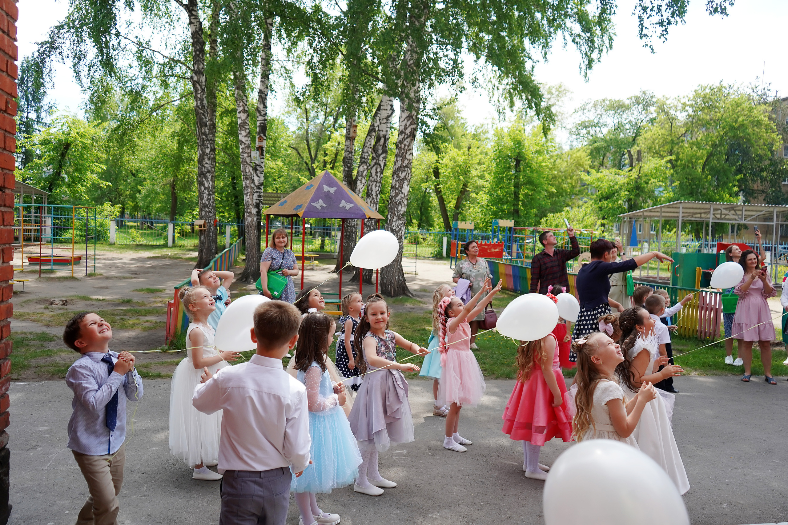 Фотосъемка видеосъёмка фотограф видеооператор новогодних утренников  в. Фотограф, видеооператор Нина Коршунова