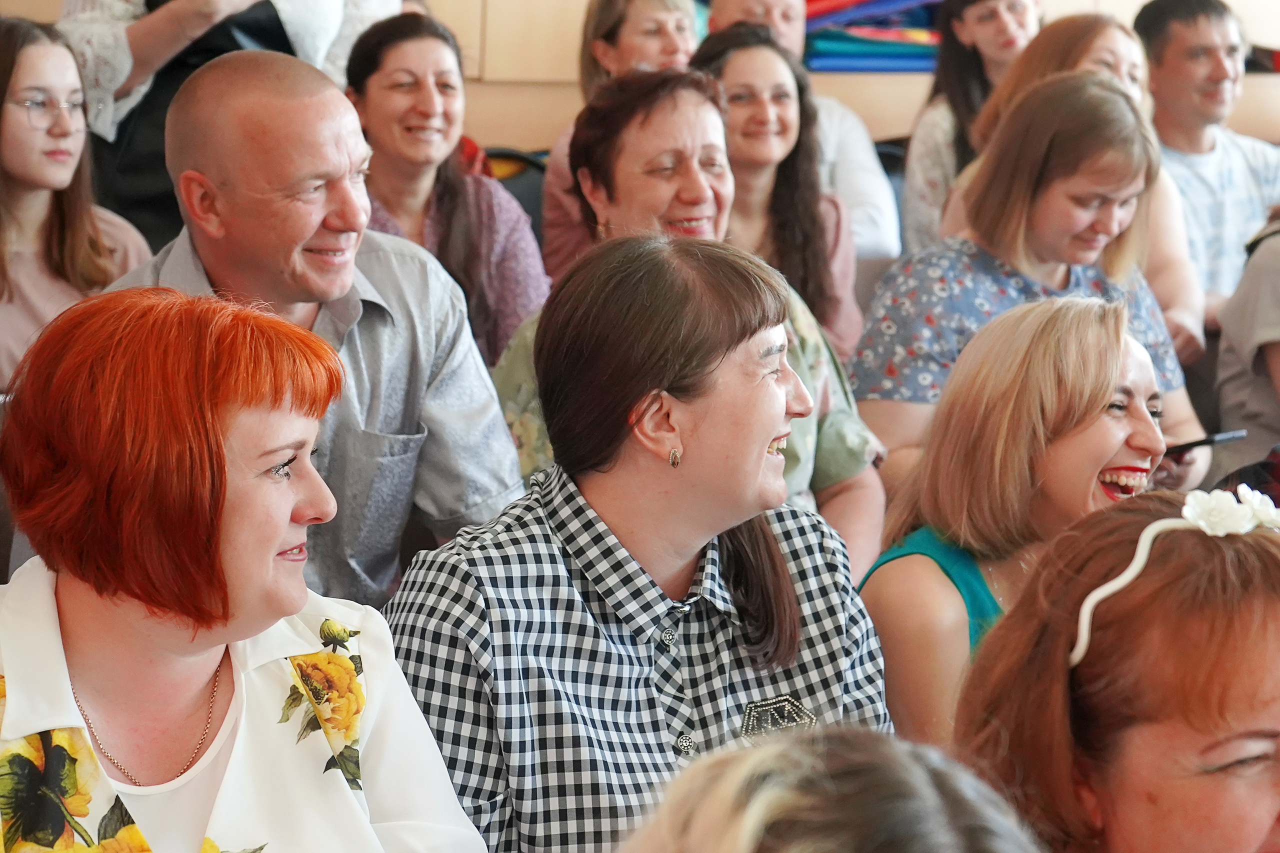 Фотосъемка видеосъёмка фотограф видеооператор новогодних утренников  в. Фотограф, видеооператор Нина Коршунова