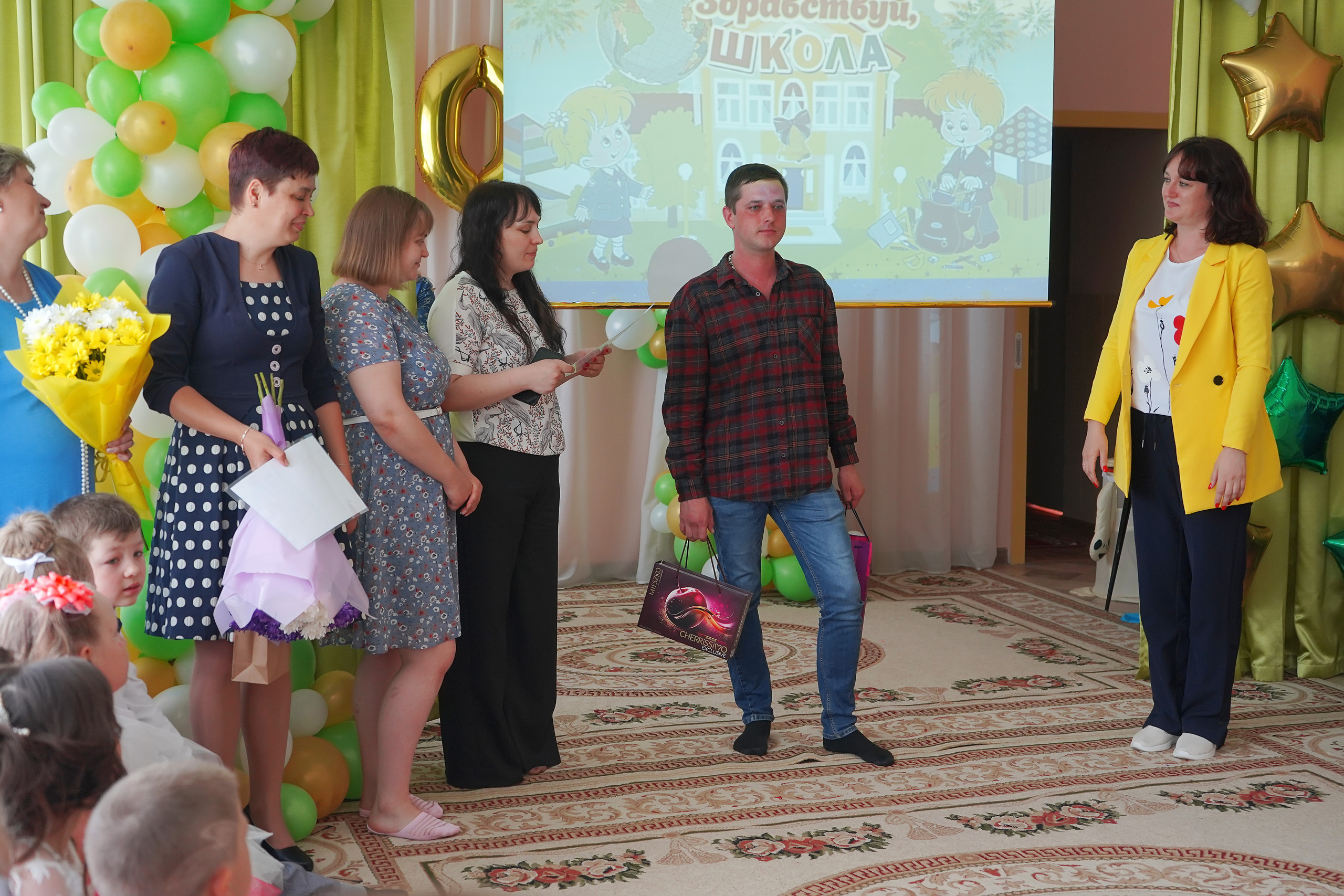 Фотосъемка видеосъёмка фотограф видеооператор новогодних утренников  в. Фотограф, видеооператор Нина Коршунова