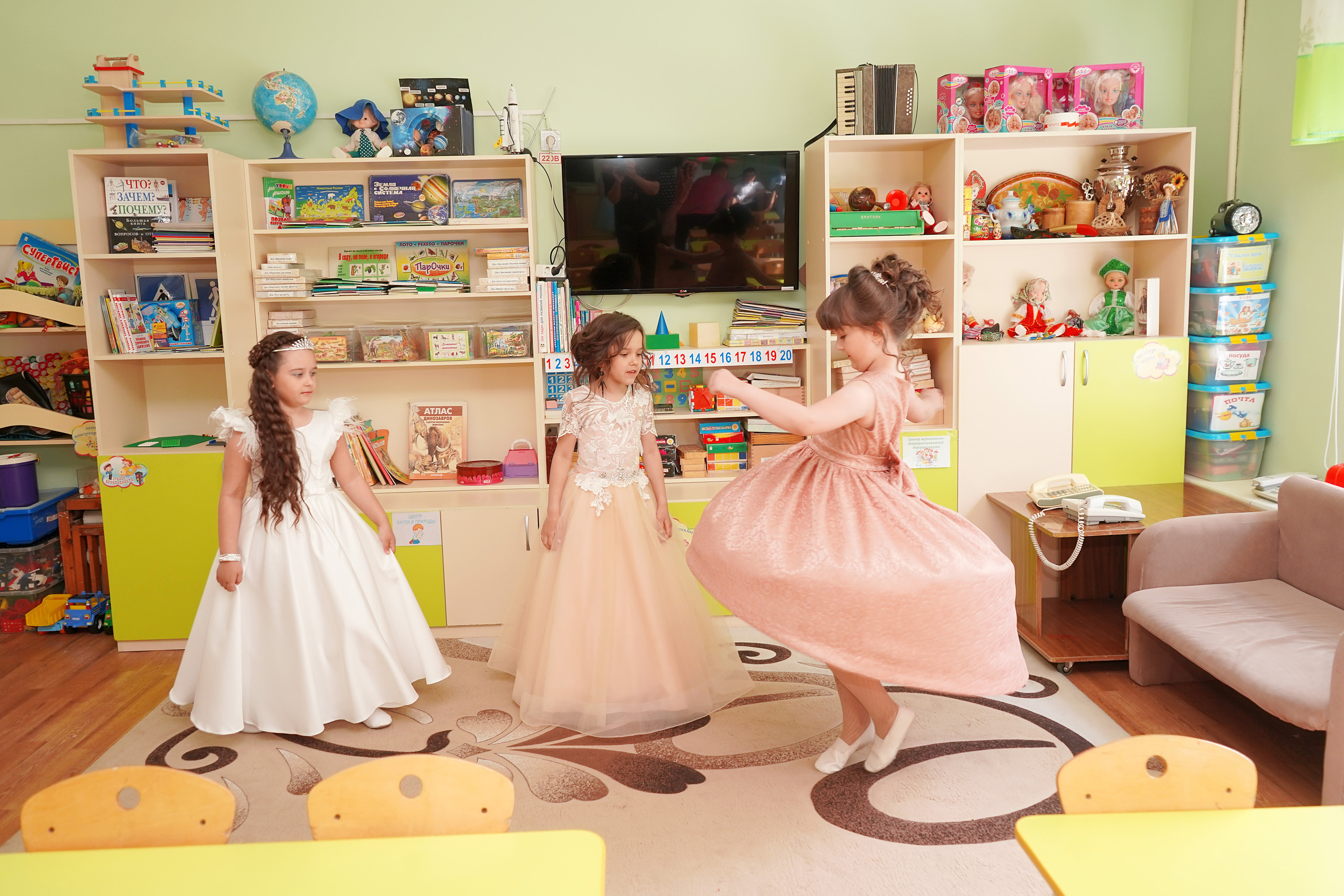 Фотосъемка видеосъёмка фотограф видеооператор новогодних утренников  в. Фотограф, видеооператор Нина Коршунова