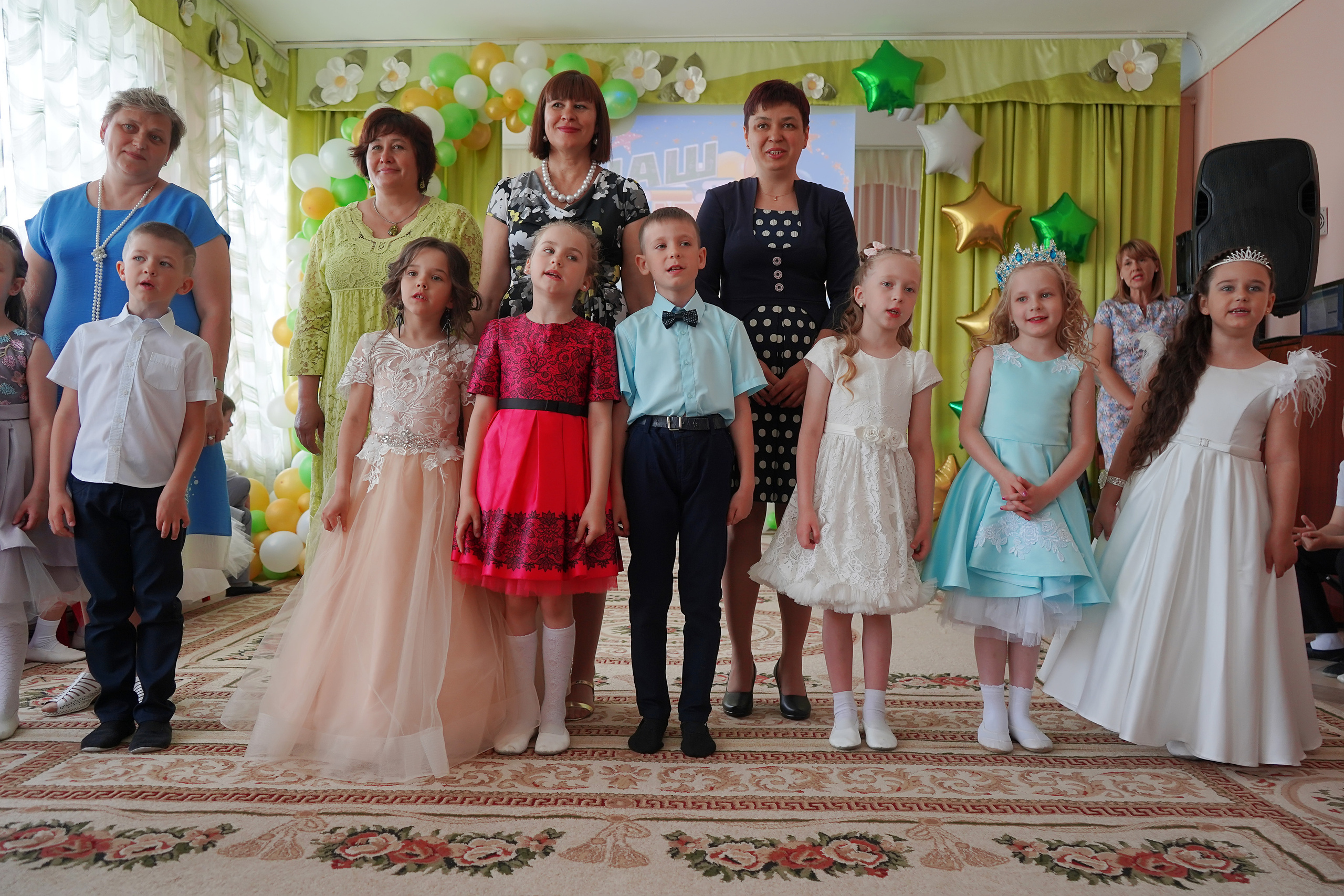 Фотосъемка видеосъёмка фотограф видеооператор новогодних утренников  в. Фотограф, видеооператор Нина Коршунова