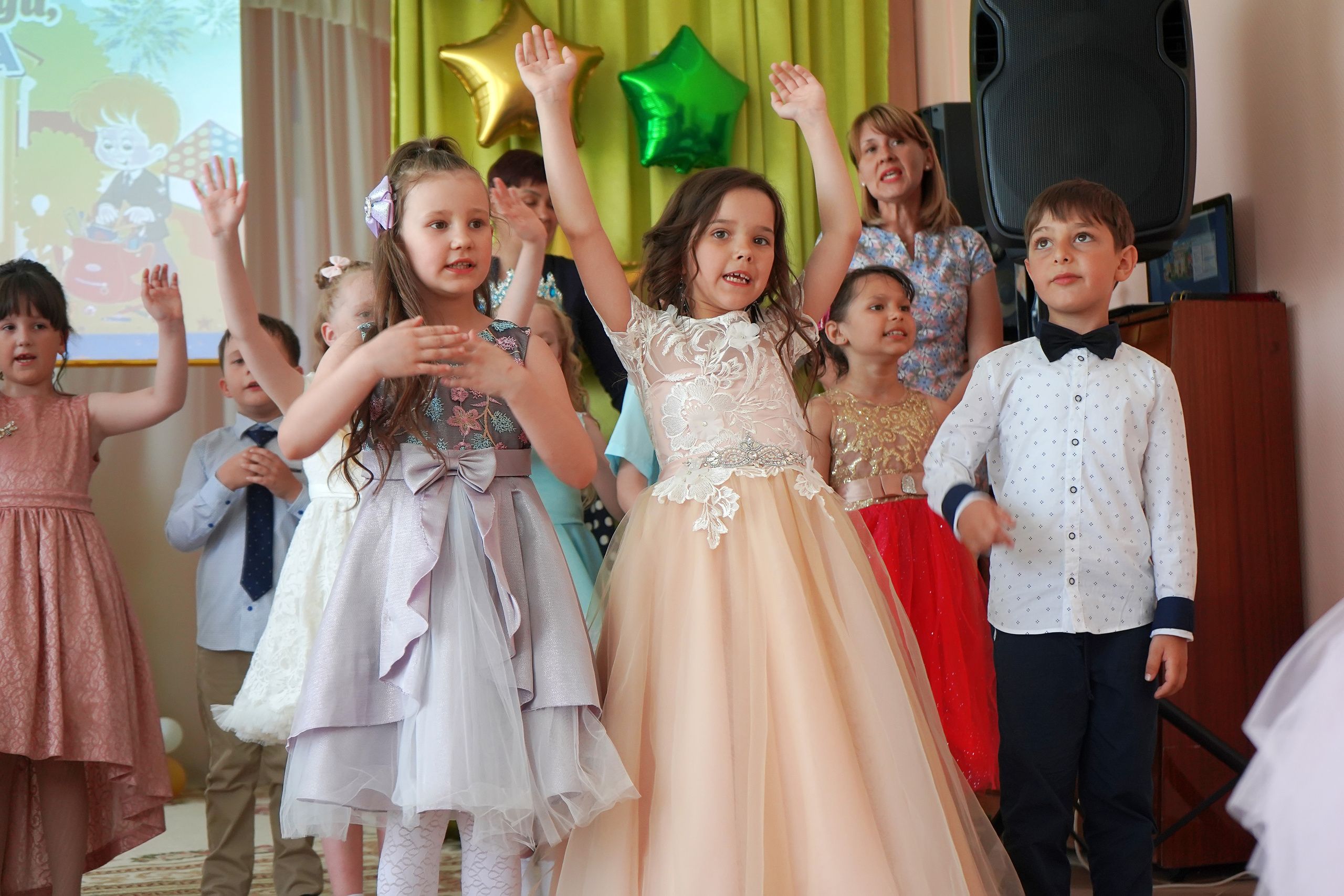 Фотосъемка видеосъёмка фотограф видеооператор новогодних утренников  в. Фотограф, видеооператор Нина Коршунова