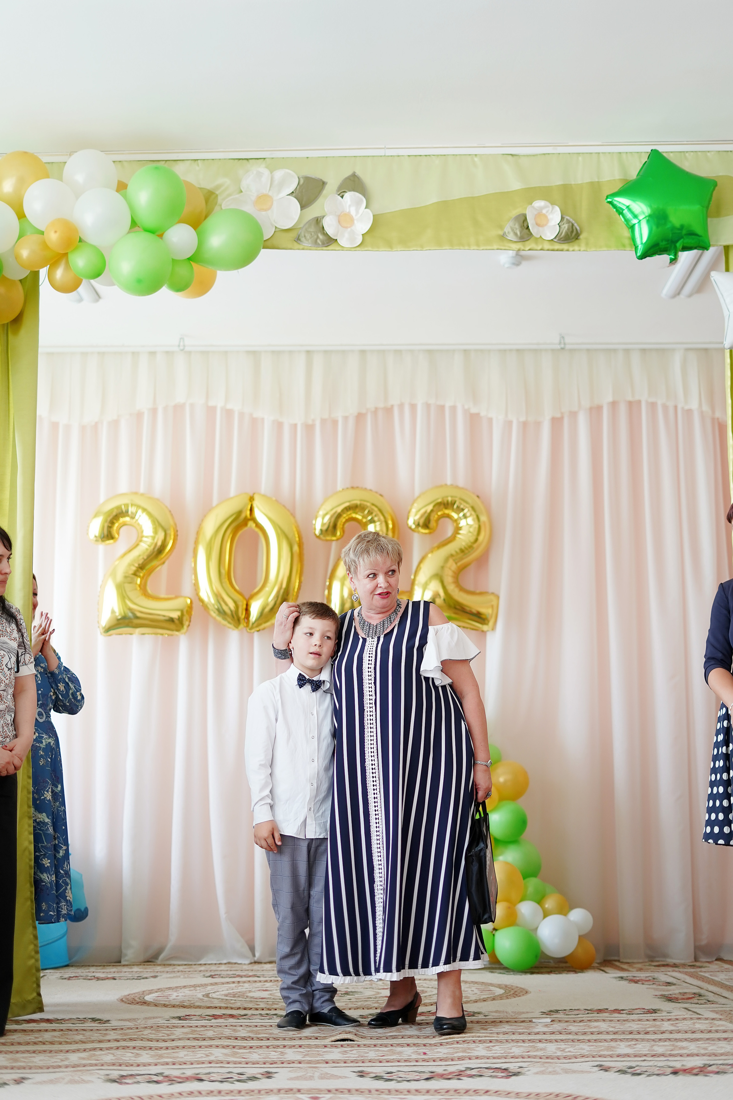 Фотосъемка видеосъёмка фотограф видеооператор новогодних утренников  в. Фотограф, видеооператор Нина Коршунова