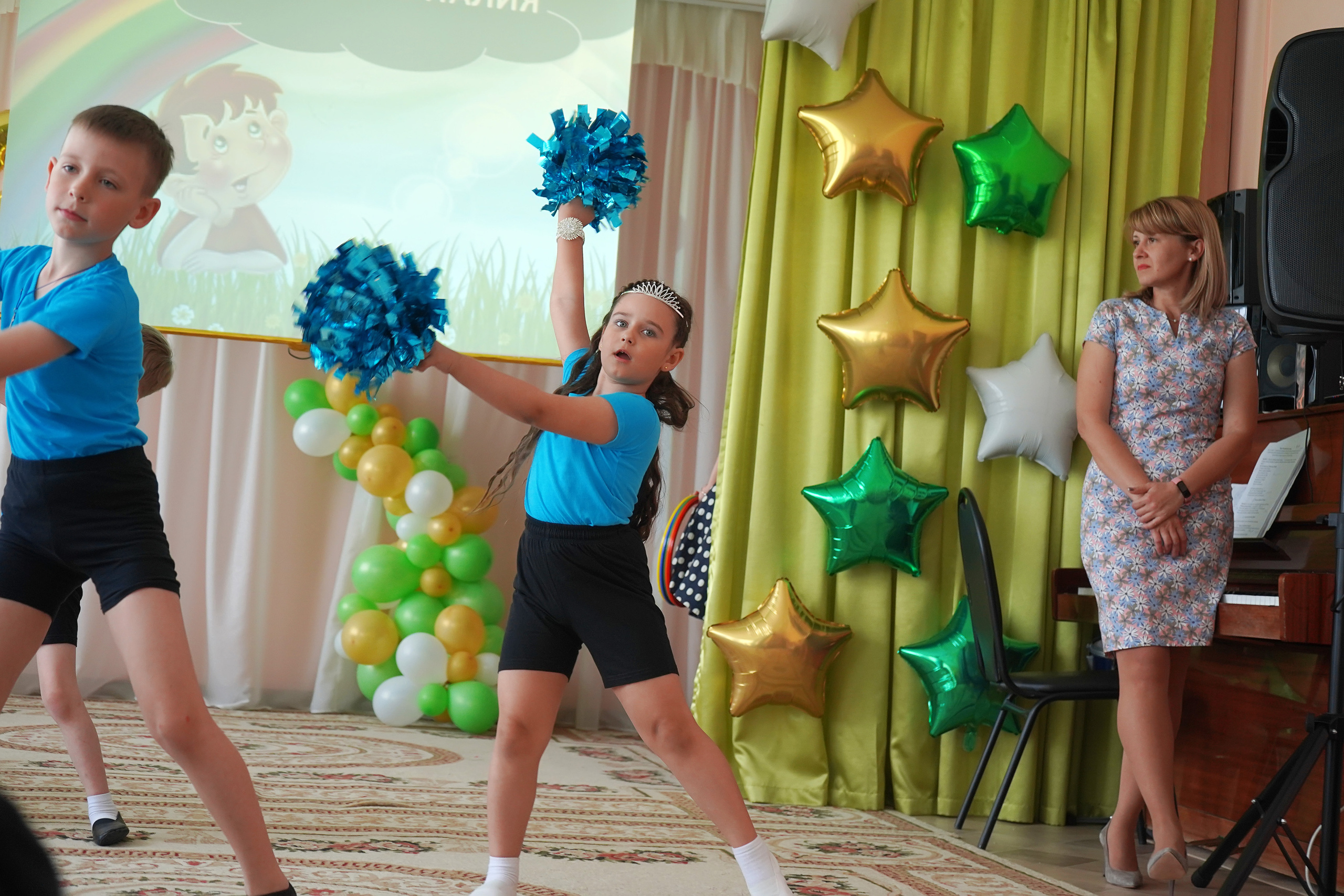 Фотосъемка видеосъёмка фотограф видеооператор новогодних утренников  в. Фотограф, видеооператор Нина Коршунова