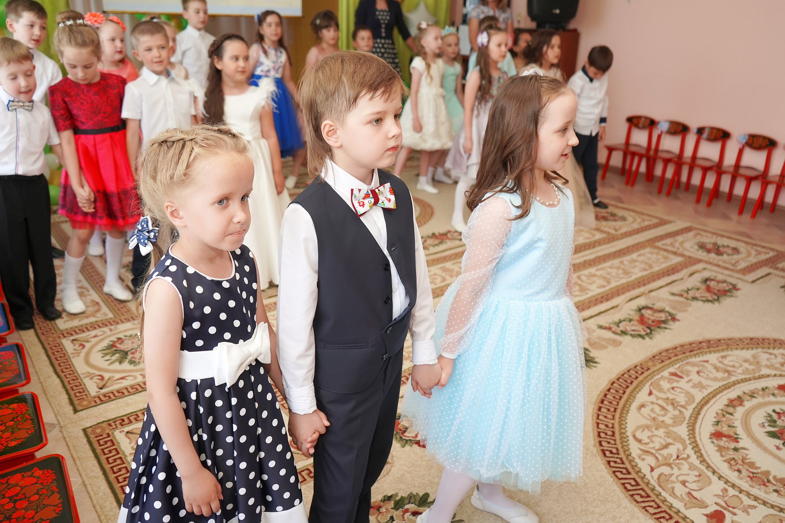 Фотосъемка видеосъёмка фотограф видеооператор новогодних утренников  в. Фотограф, видеооператор Нина Коршунова