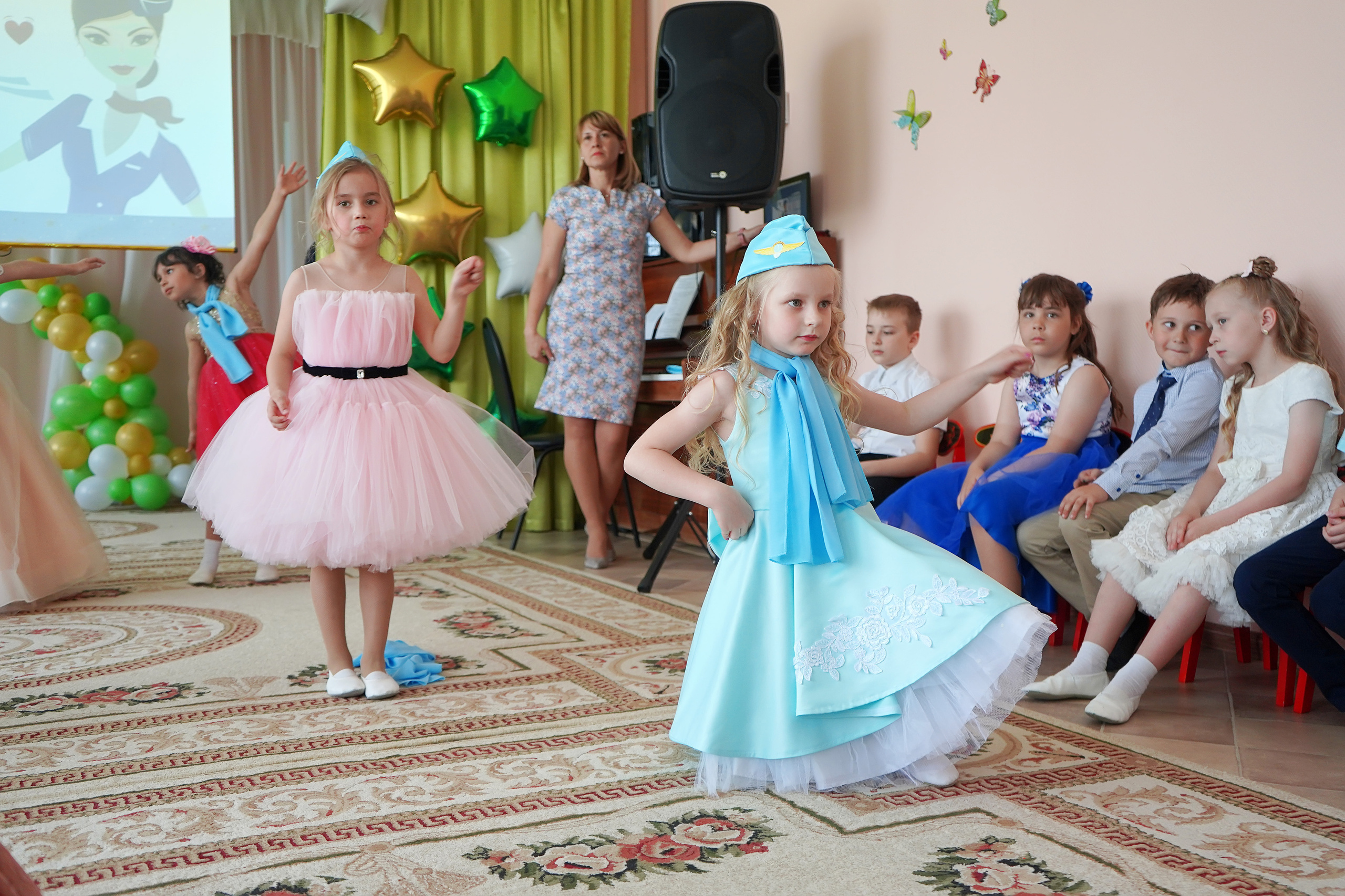 Фотосъемка видеосъёмка фотограф видеооператор новогодних утренников  в. Фотограф, видеооператор Нина Коршунова