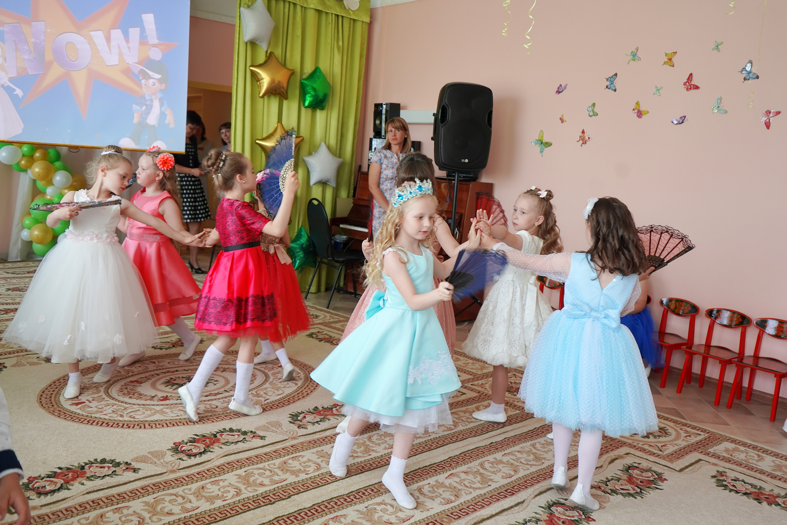 Фотосъемка видеосъёмка фотограф видеооператор новогодних утренников  в. Фотограф, видеооператор Нина Коршунова