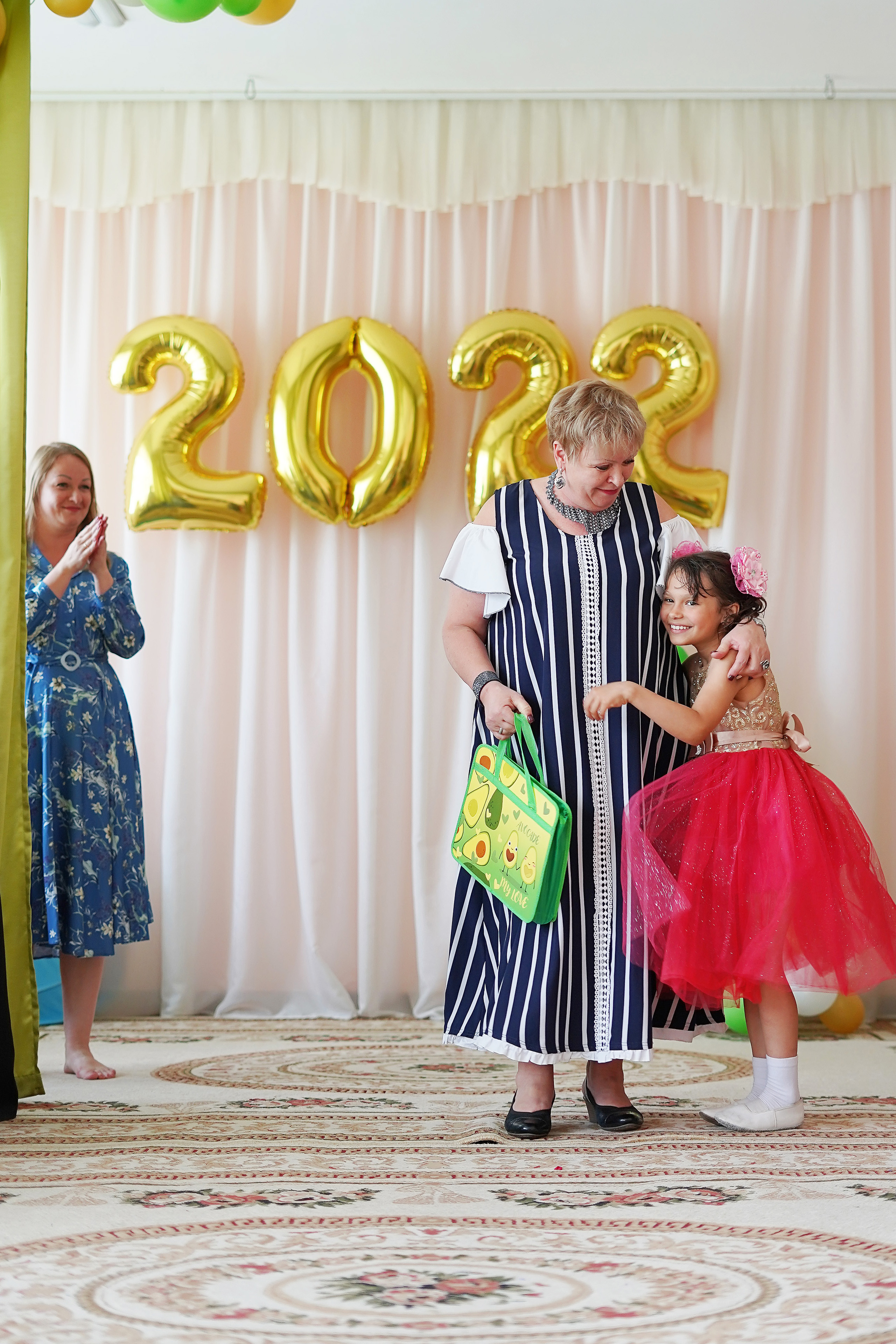 Фотосъемка видеосъёмка фотограф видеооператор новогодних утренников  в. Фотограф, видеооператор Нина Коршунова