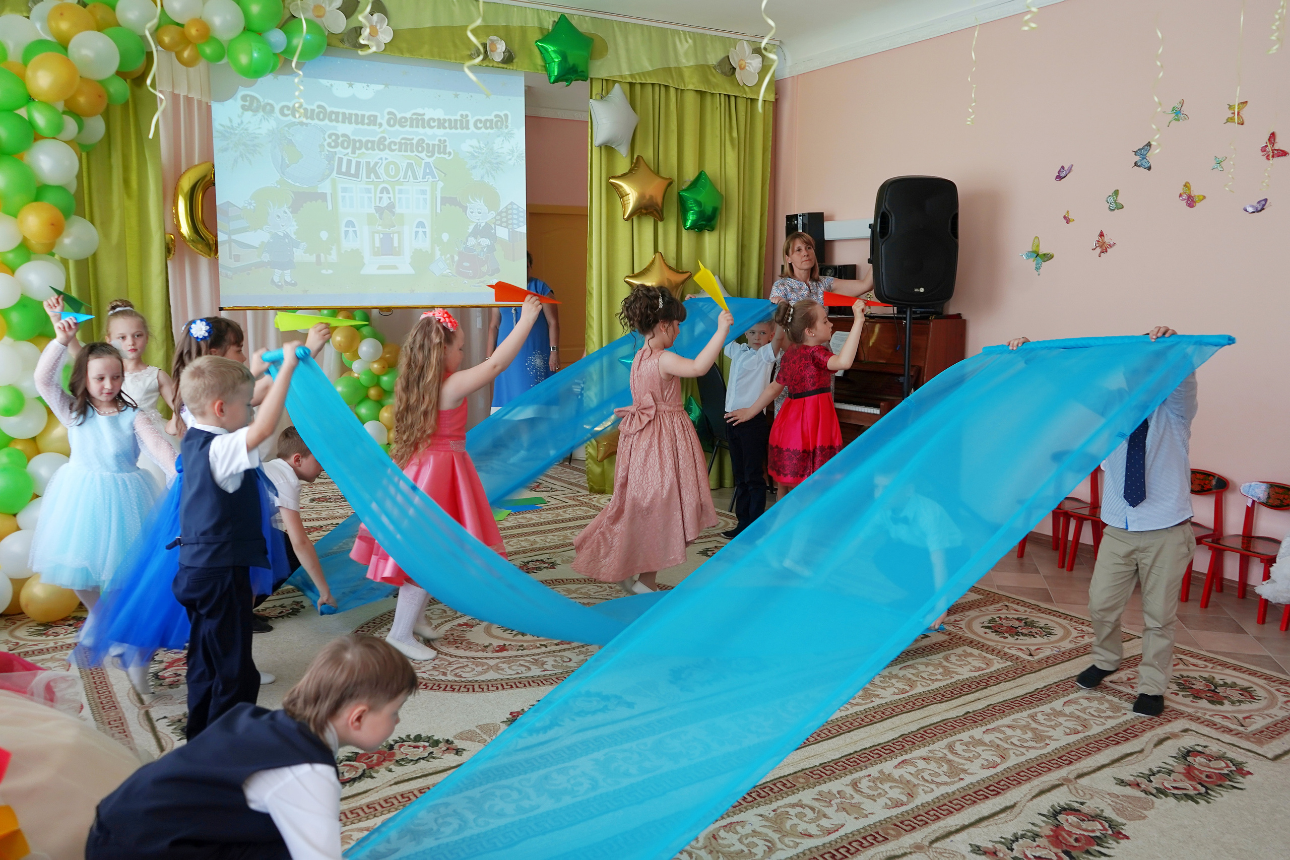 Фотосъемка видеосъёмка фотограф видеооператор новогодних утренников  в. Фотограф, видеооператор Нина Коршунова