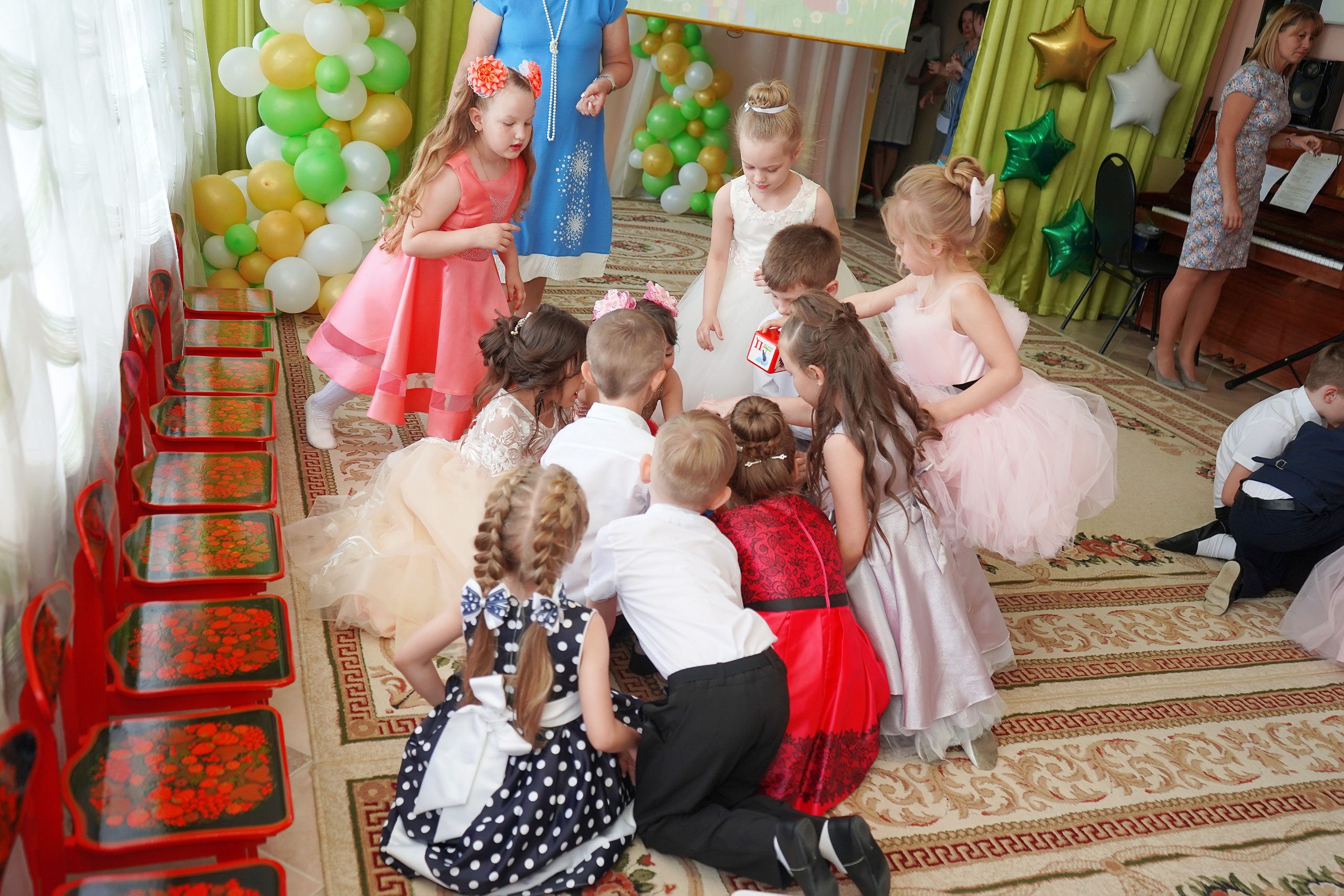 Фотосъемка видеосъёмка фотограф видеооператор новогодних утренников  в. Фотограф, видеооператор Нина Коршунова