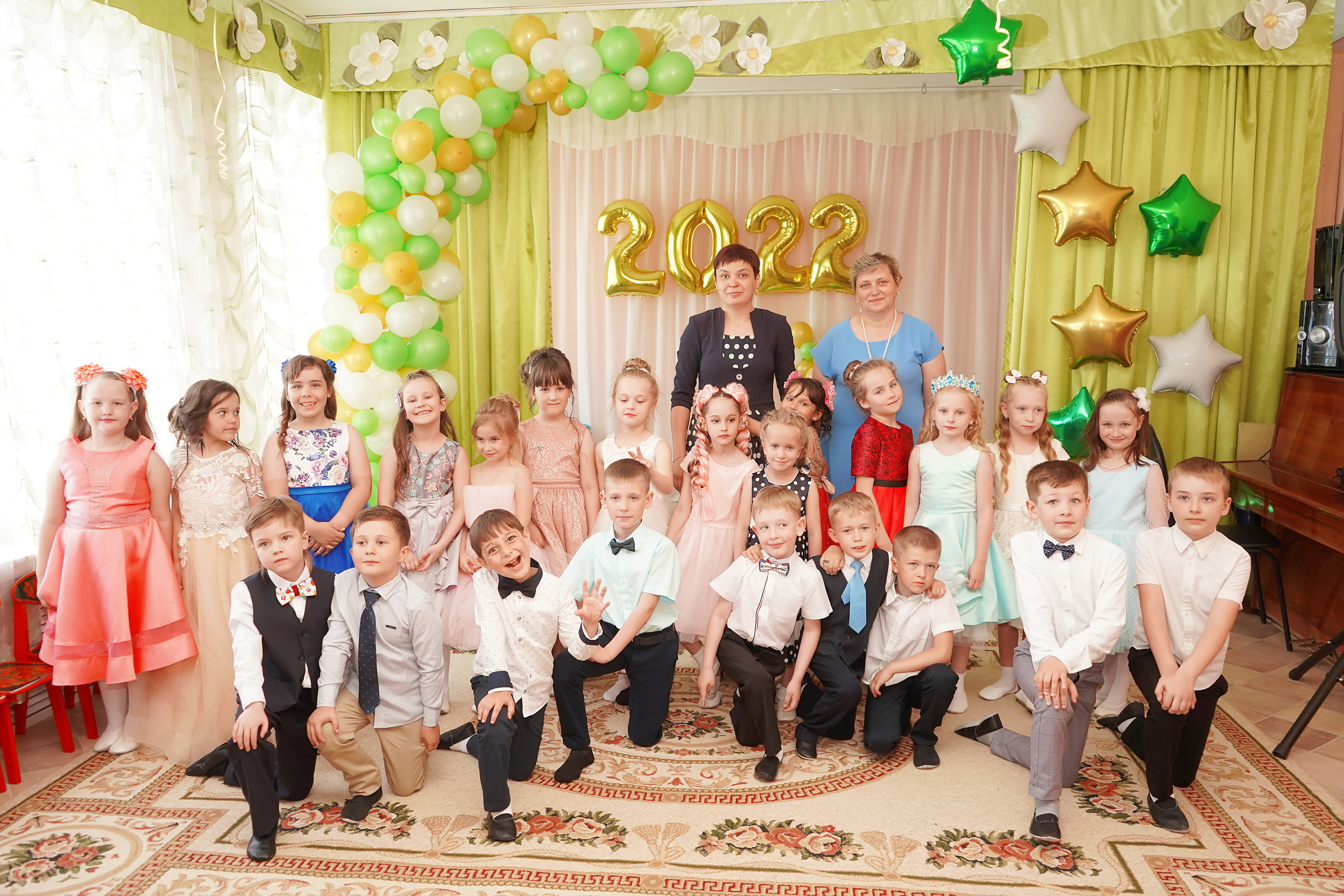 Фотосъемка видеосъёмка фотограф видеооператор новогодних утренников  в. Фотограф, видеооператор Нина Коршунова