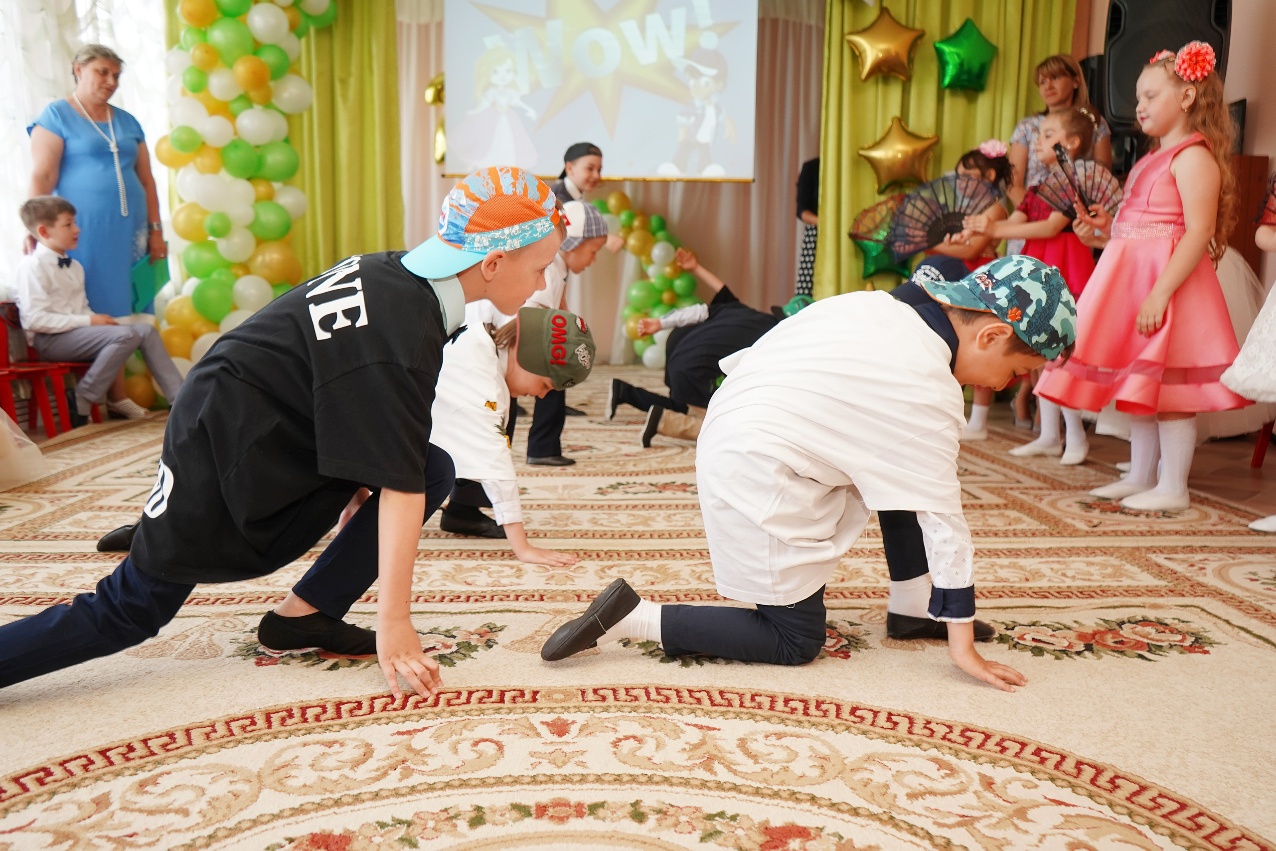 Фотосъемка видеосъёмка фотограф видеооператор новогодних утренников  в. Фотограф, видеооператор Нина Коршунова