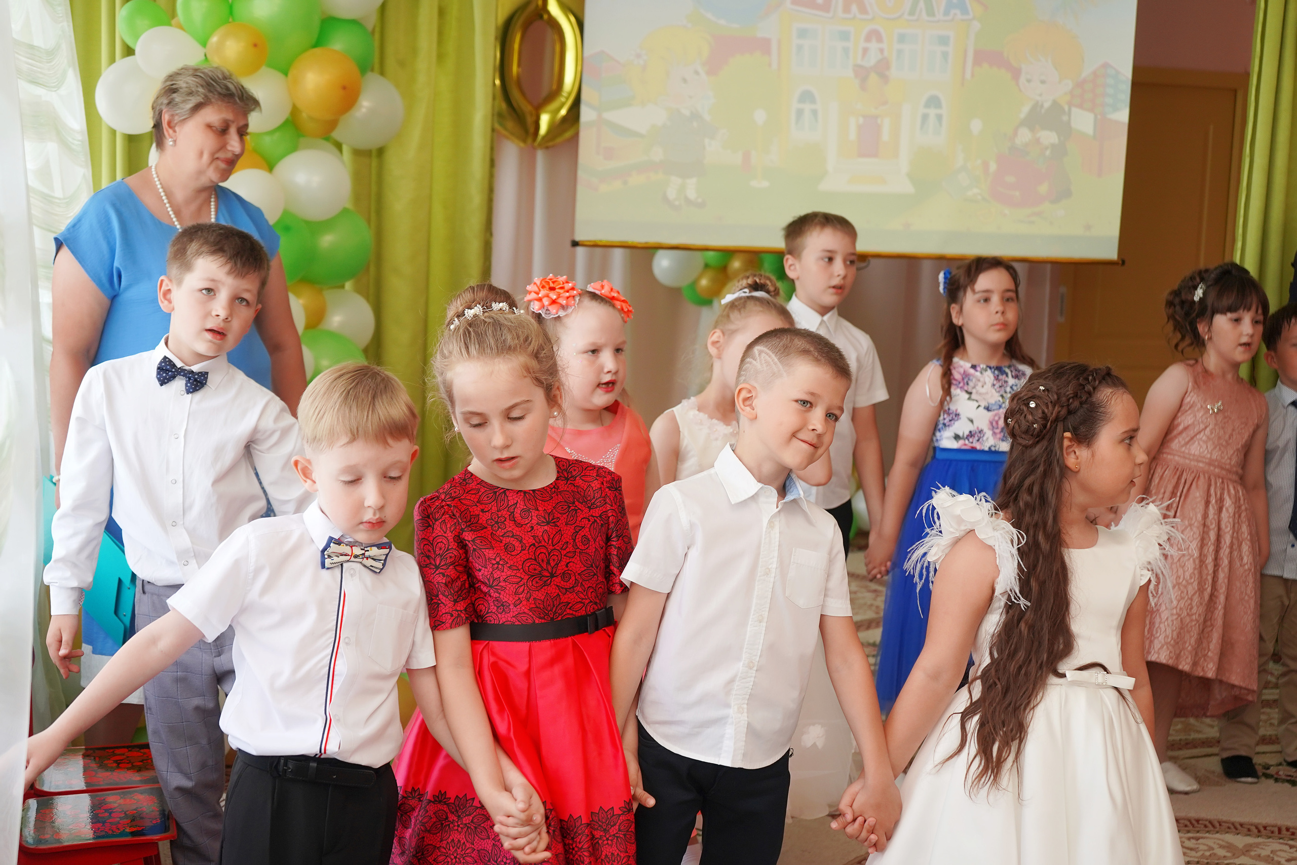 Фотосъемка видеосъёмка фотограф видеооператор новогодних утренников  в. Фотограф, видеооператор Нина Коршунова