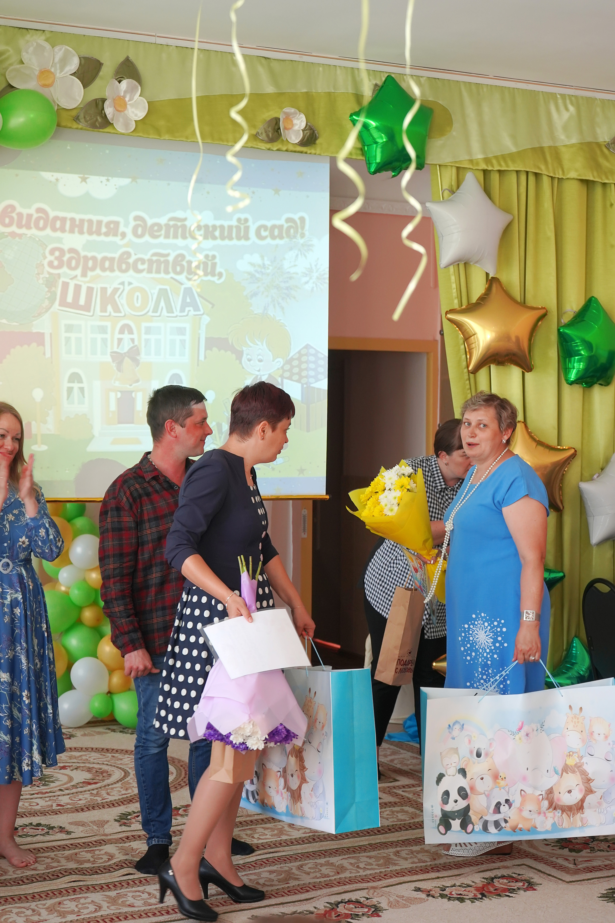 Фотосъемка видеосъёмка фотограф видеооператор новогодних утренников  в. Фотограф, видеооператор Нина Коршунова