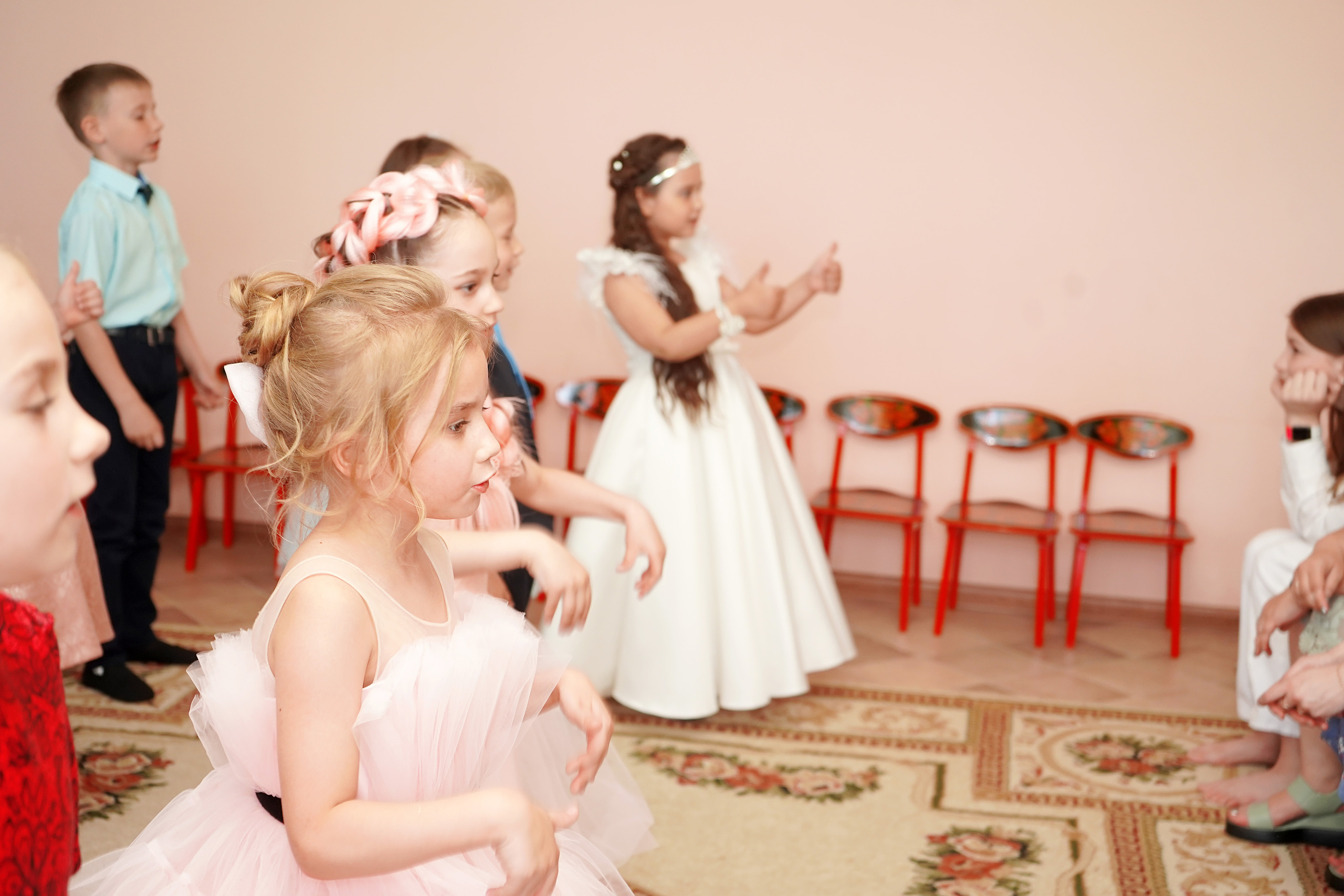 Фотосъемка видеосъёмка фотограф видеооператор новогодних утренников  в. Фотограф, видеооператор Нина Коршунова