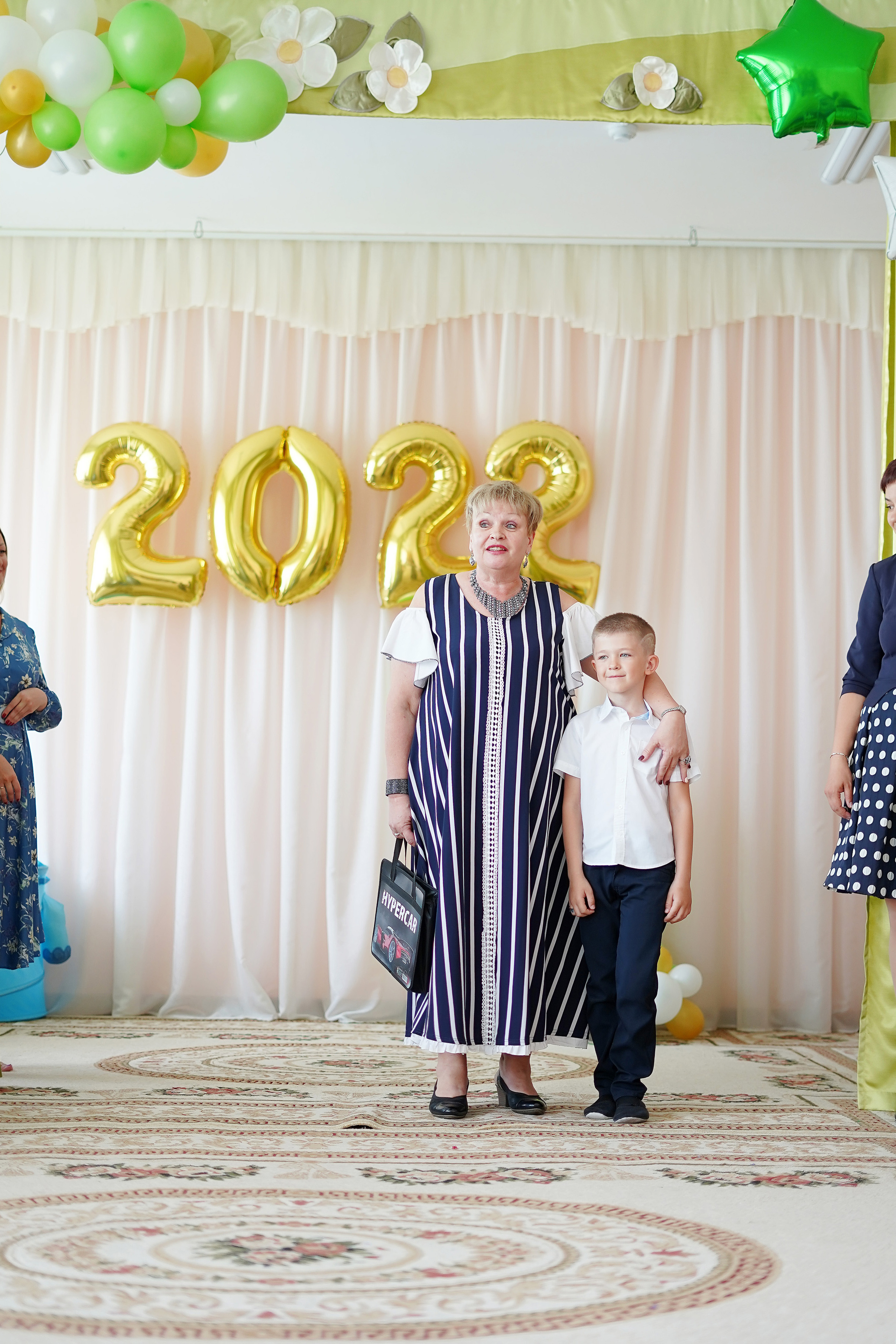 Фотосъемка видеосъёмка фотограф видеооператор новогодних утренников  в. Фотограф, видеооператор Нина Коршунова