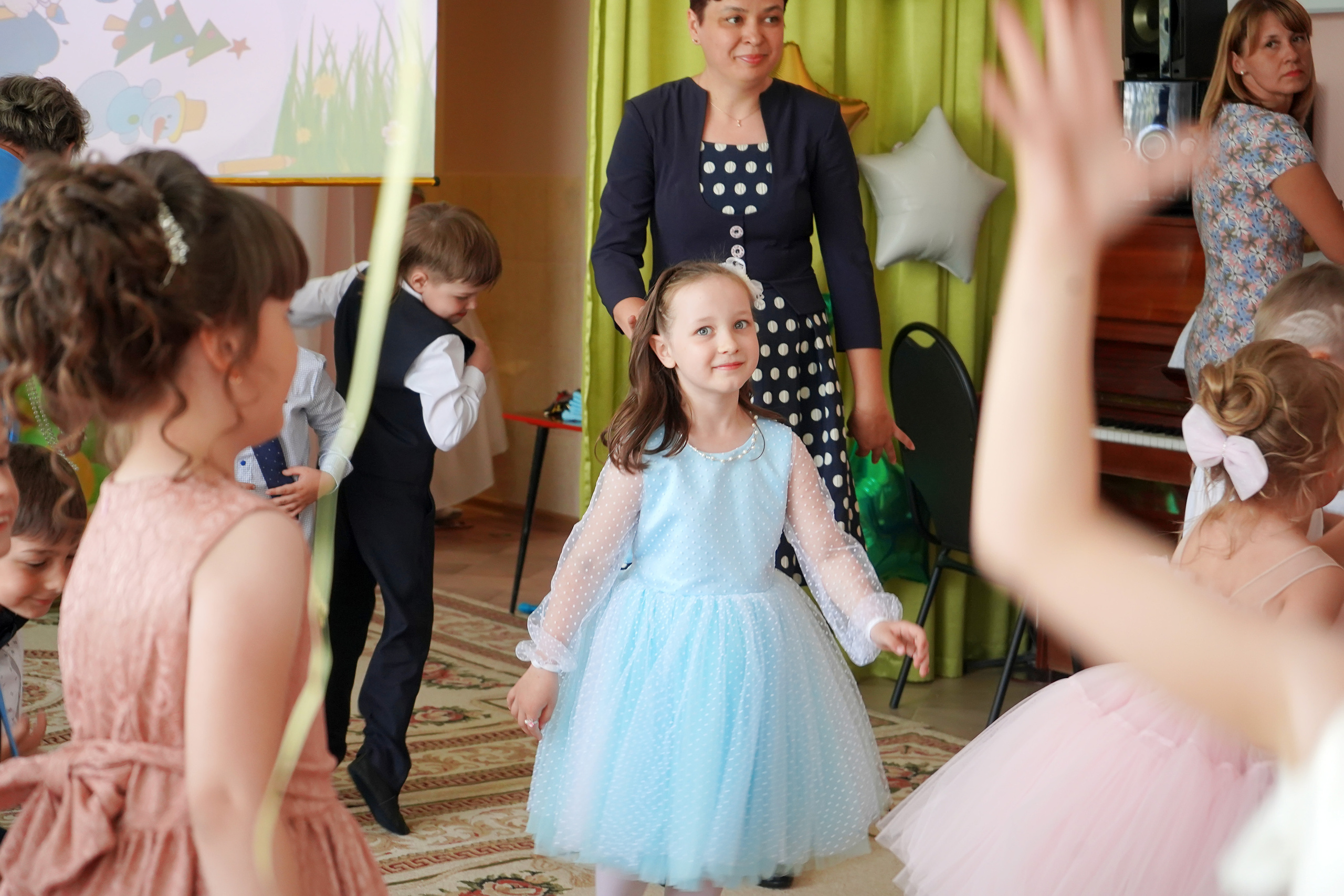 Фотосъемка видеосъёмка фотограф видеооператор новогодних утренников  в. Фотограф, видеооператор Нина Коршунова