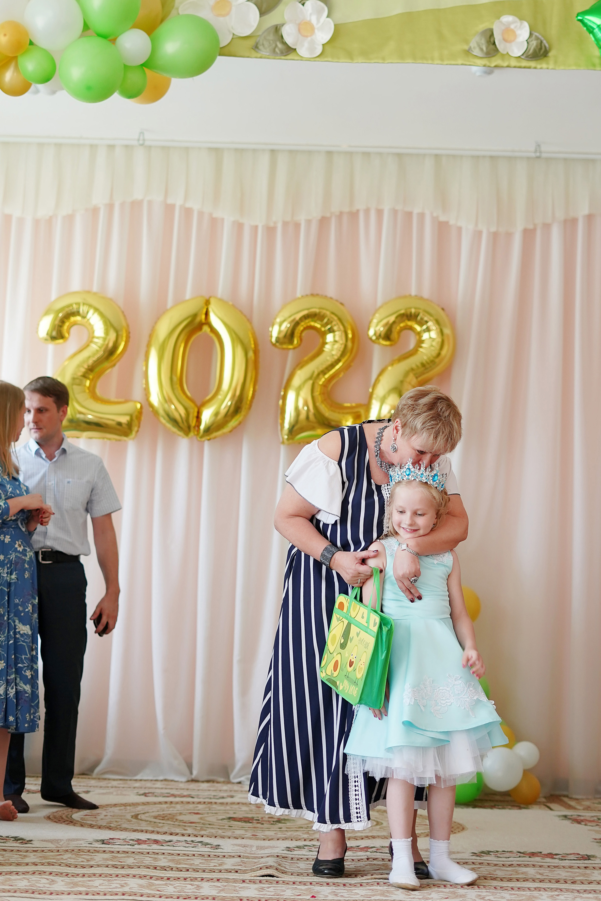 Фотосъемка видеосъёмка фотограф видеооператор новогодних утренников  в. Фотограф, видеооператор Нина Коршунова