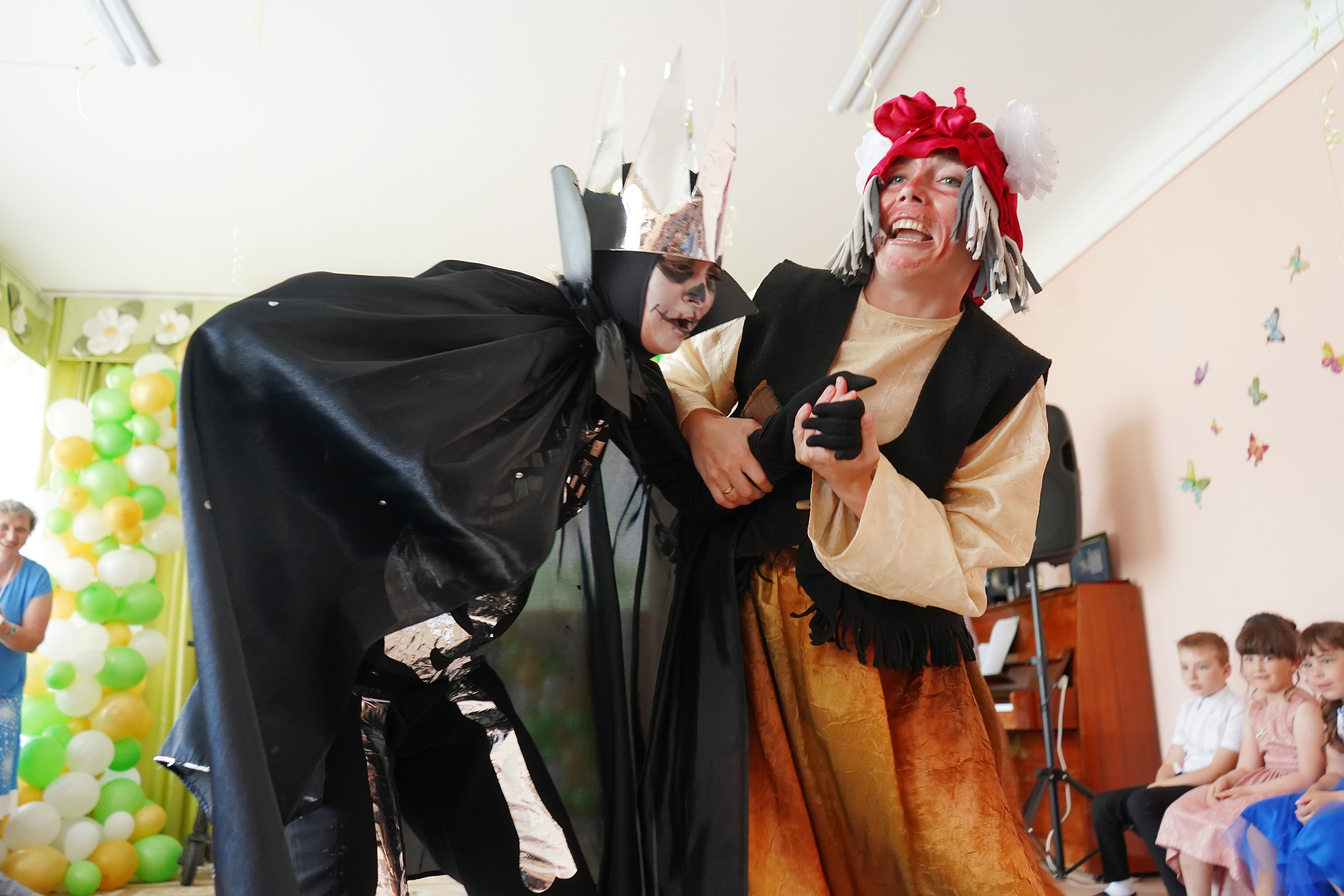 Фотосъемка видеосъёмка фотограф видеооператор новогодних утренников  в. Фотограф, видеооператор Нина Коршунова