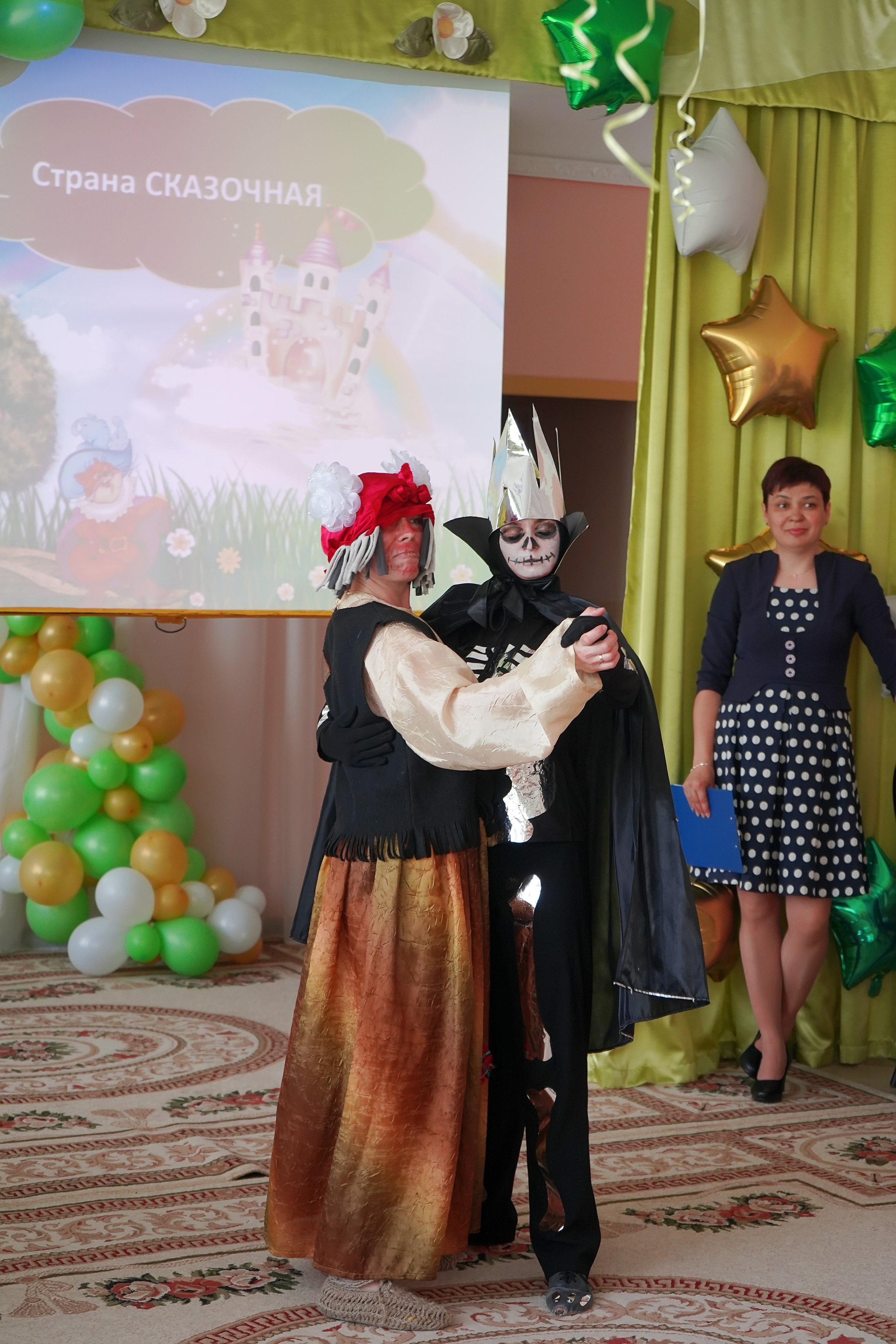 Фотосъемка видеосъёмка фотограф видеооператор новогодних утренников  в. Фотограф, видеооператор Нина Коршунова