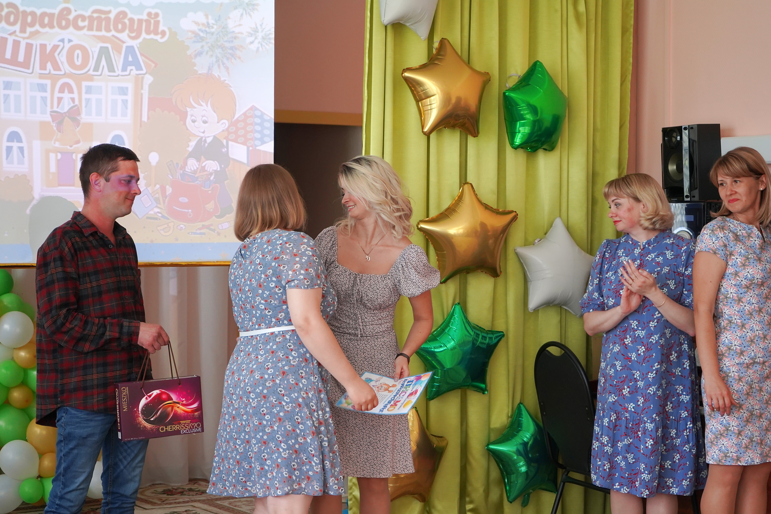 Фотосъемка видеосъёмка фотограф видеооператор новогодних утренников  в. Фотограф, видеооператор Нина Коршунова