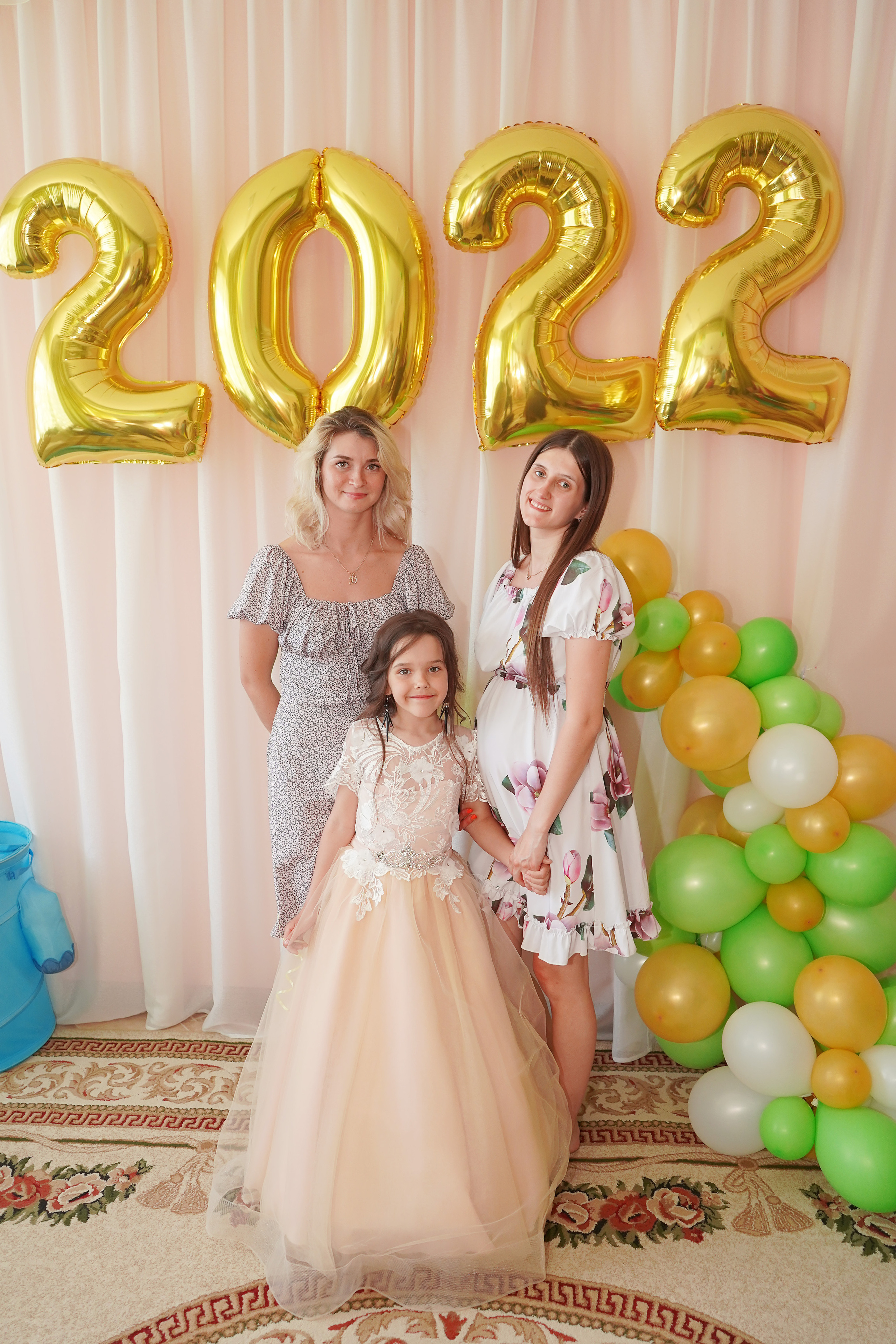 Фотосъемка видеосъёмка фотограф видеооператор новогодних утренников  в. Фотограф, видеооператор Нина Коршунова