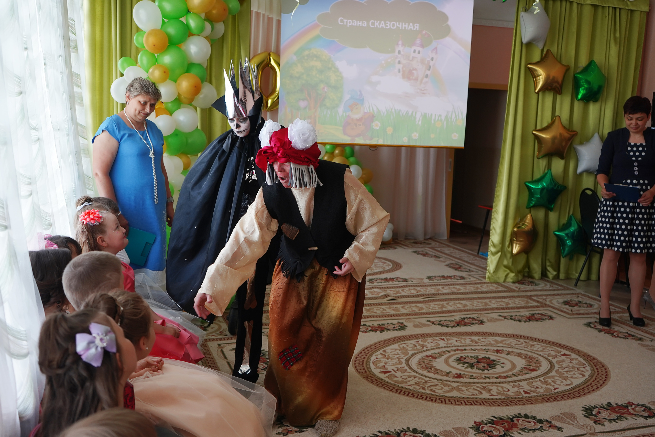 Фотосъемка видеосъёмка фотограф видеооператор новогодних утренников  в. Фотограф, видеооператор Нина Коршунова