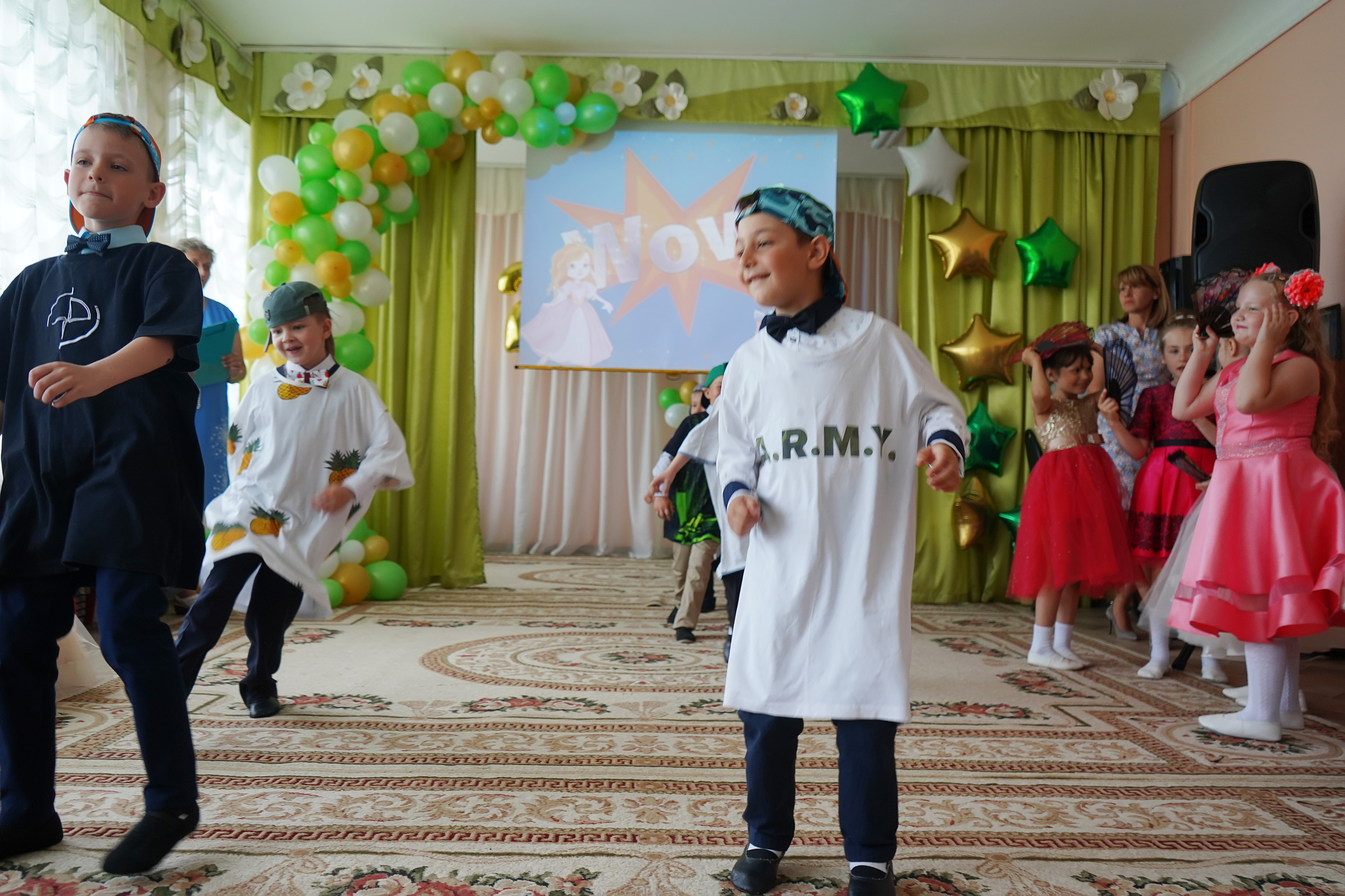 Фотосъемка видеосъёмка фотограф видеооператор новогодних утренников  в. Фотограф, видеооператор Нина Коршунова