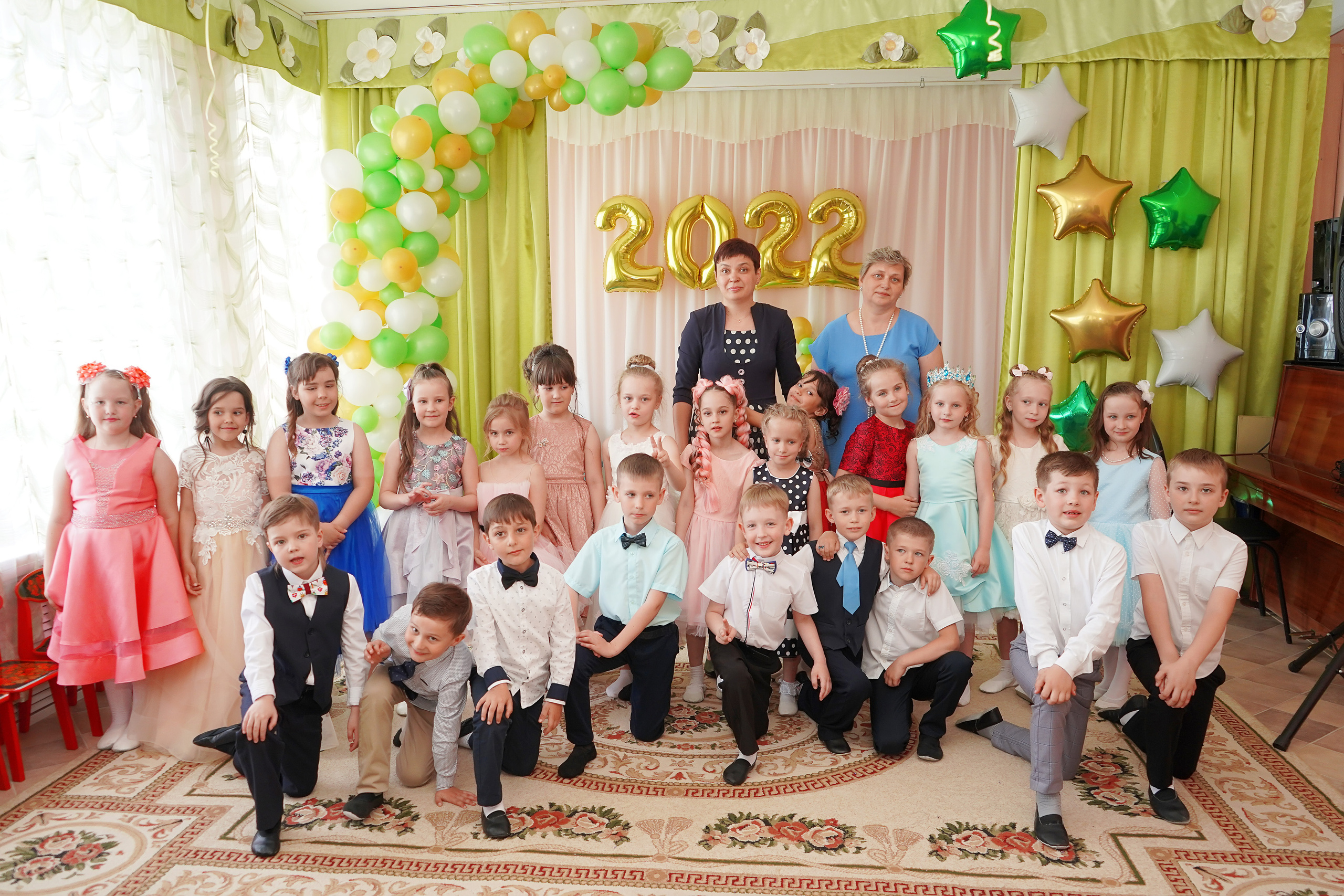 Фотосъемка видеосъёмка фотограф видеооператор новогодних утренников  в. Фотограф, видеооператор Нина Коршунова