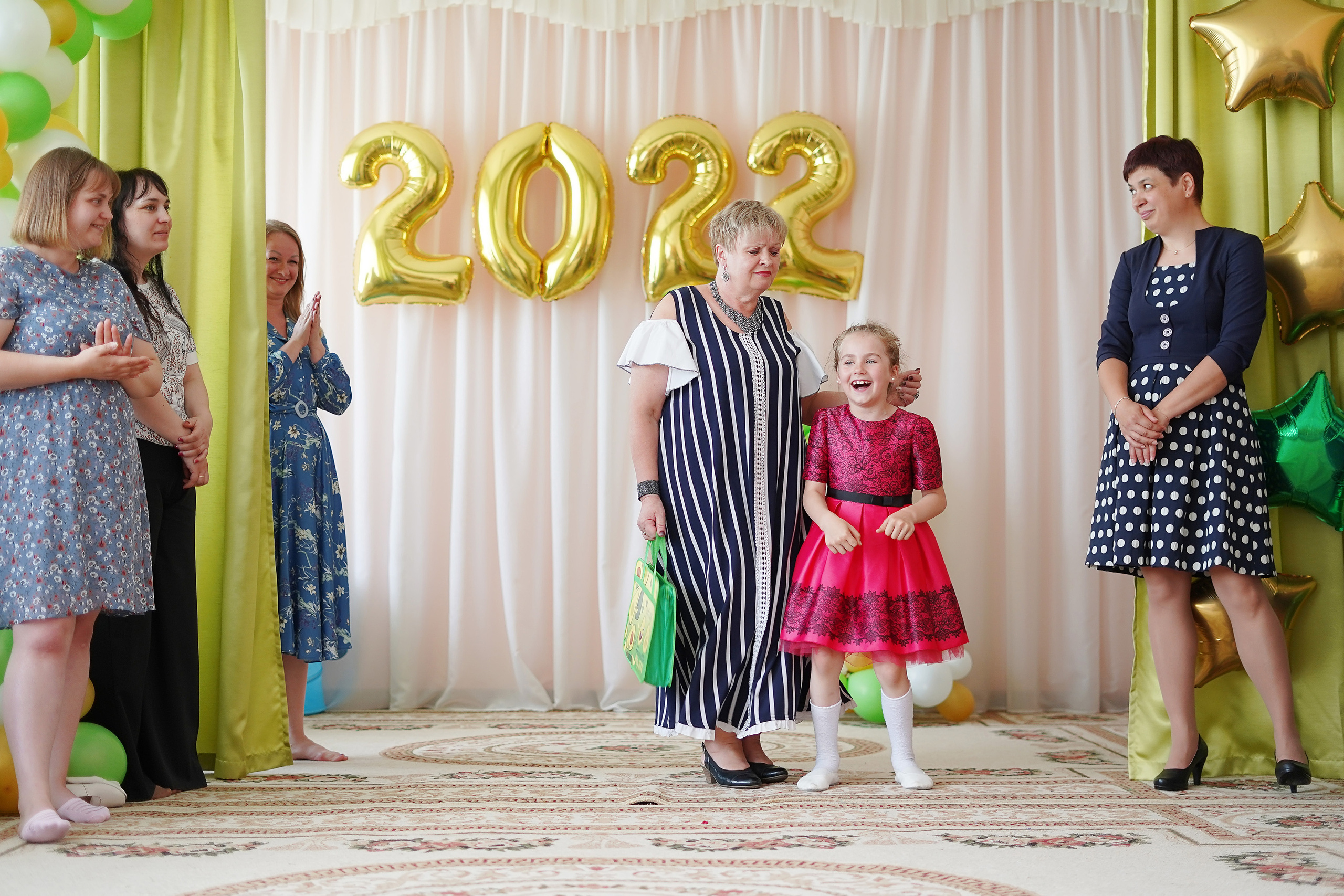 Фотосъемка видеосъёмка фотограф видеооператор новогодних утренников  в. Фотограф, видеооператор Нина Коршунова