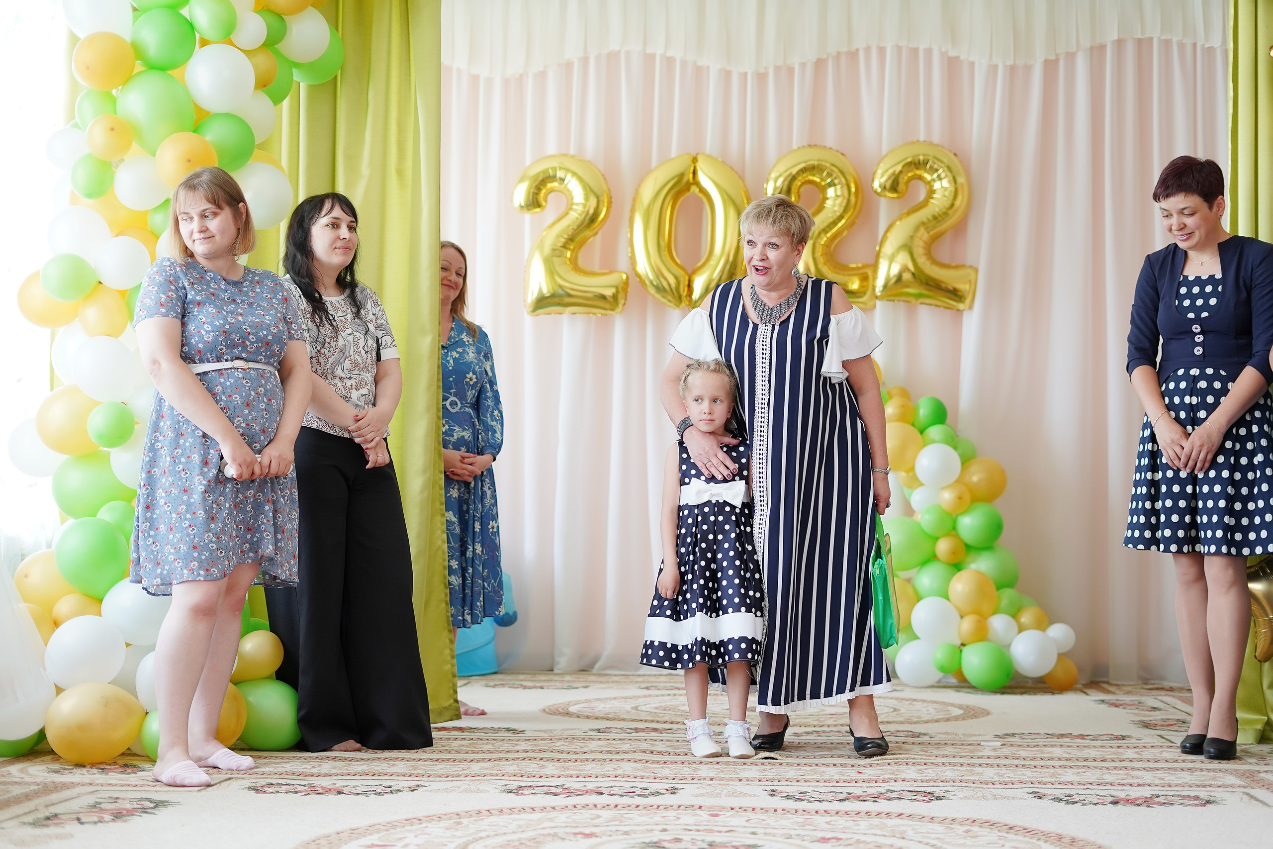 Фотосъемка видеосъёмка фотограф видеооператор новогодних утренников  в. Фотограф, видеооператор Нина Коршунова