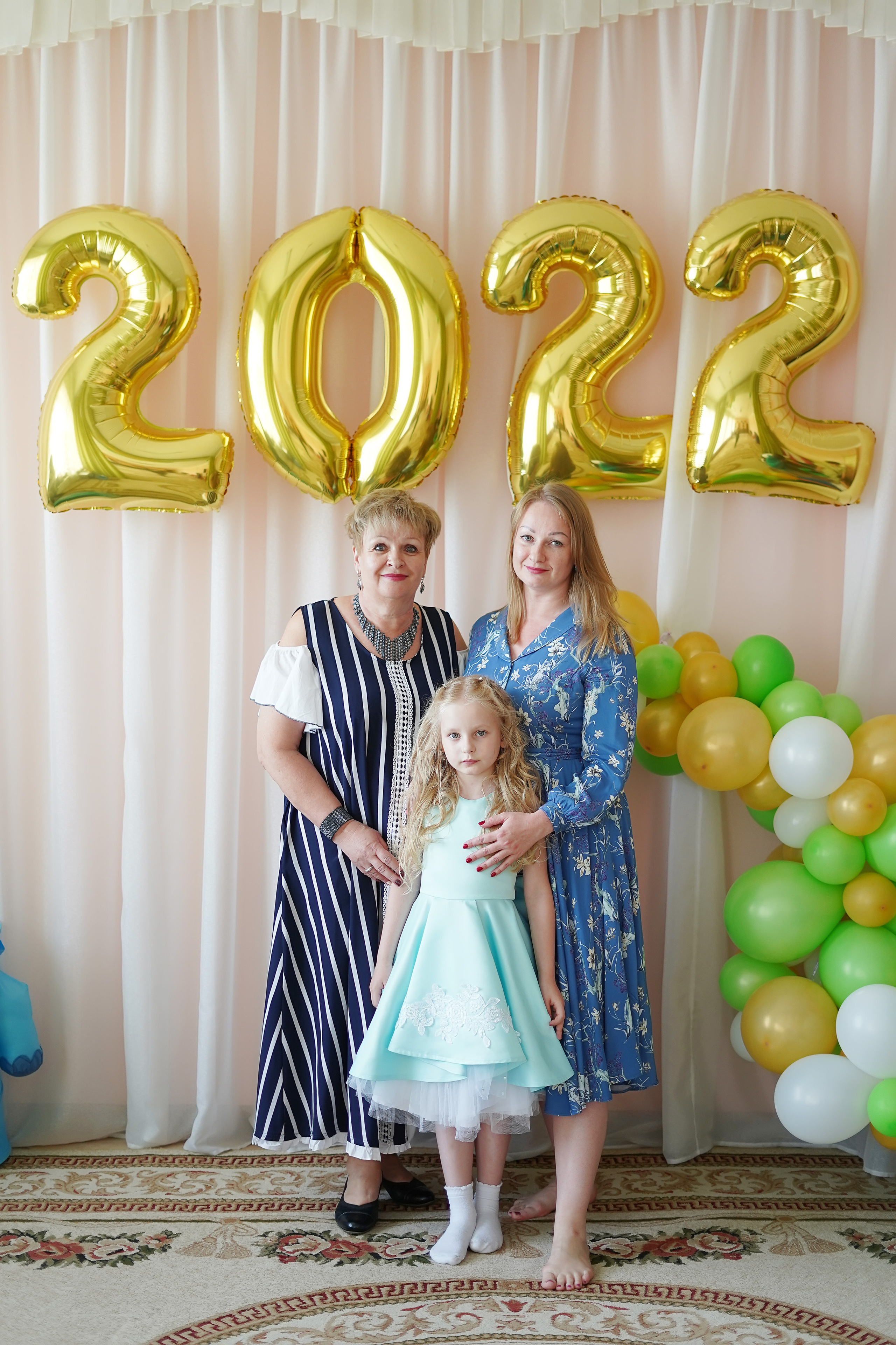 Фотосъемка видеосъёмка фотограф видеооператор новогодних утренников  в. Фотограф, видеооператор Нина Коршунова