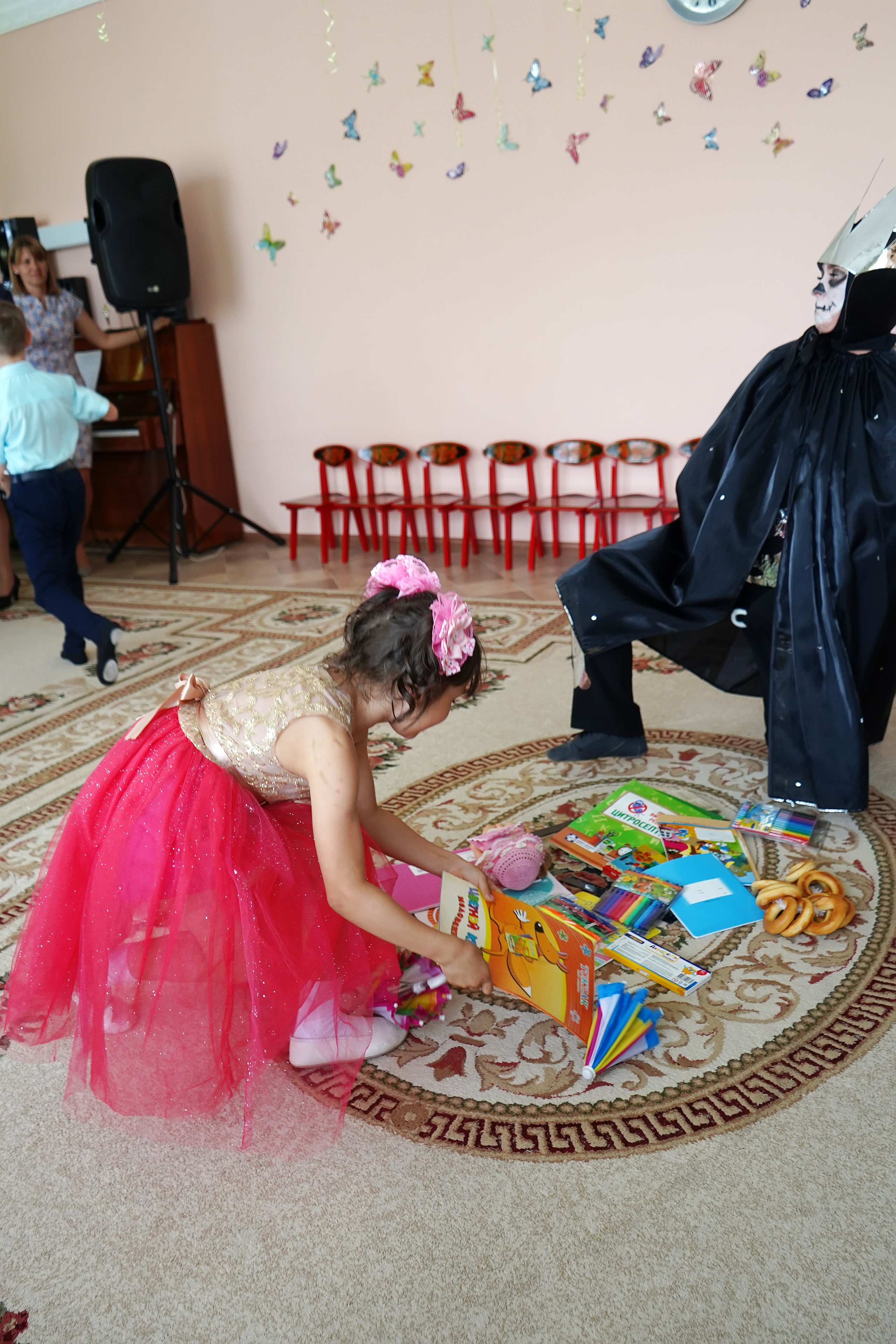 Фотосъемка видеосъёмка фотограф видеооператор новогодних утренников  в. Фотограф, видеооператор Нина Коршунова