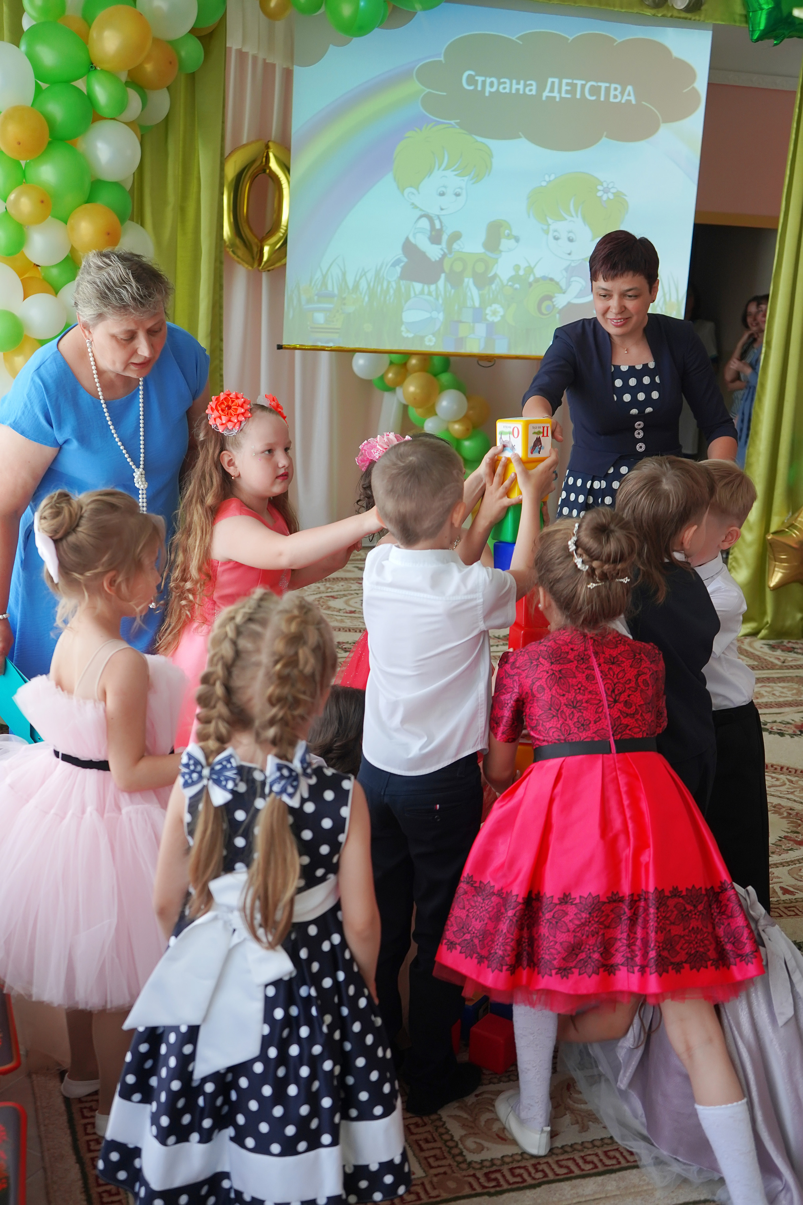 Фотосъемка видеосъёмка фотограф видеооператор новогодних утренников  в. Фотограф, видеооператор Нина Коршунова